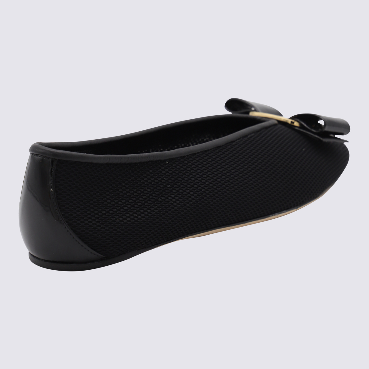 Ferragamo Flat shoes Black 78220401J965001 (FERRAGAMO / フラットシューズ ) | FERRAGAMO (フェラガモ)(1)