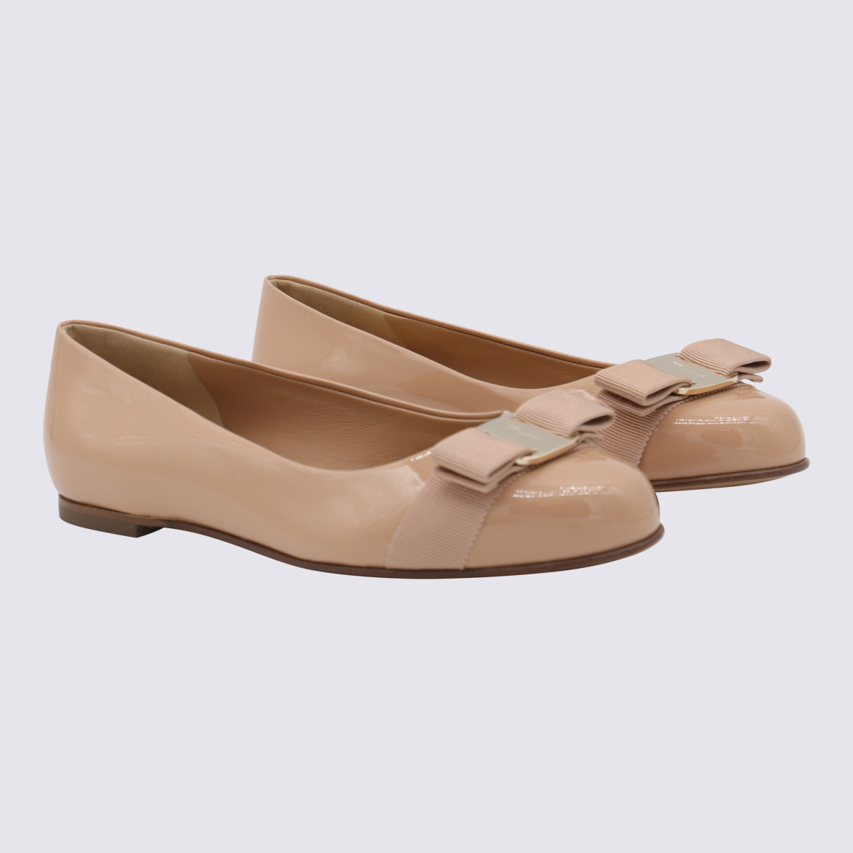 Ferragamo Flat shoes 78203801J070009 (FERRAGAMO / フラットシューズ ) | FERRAGAMO (フェラガモ)(1)