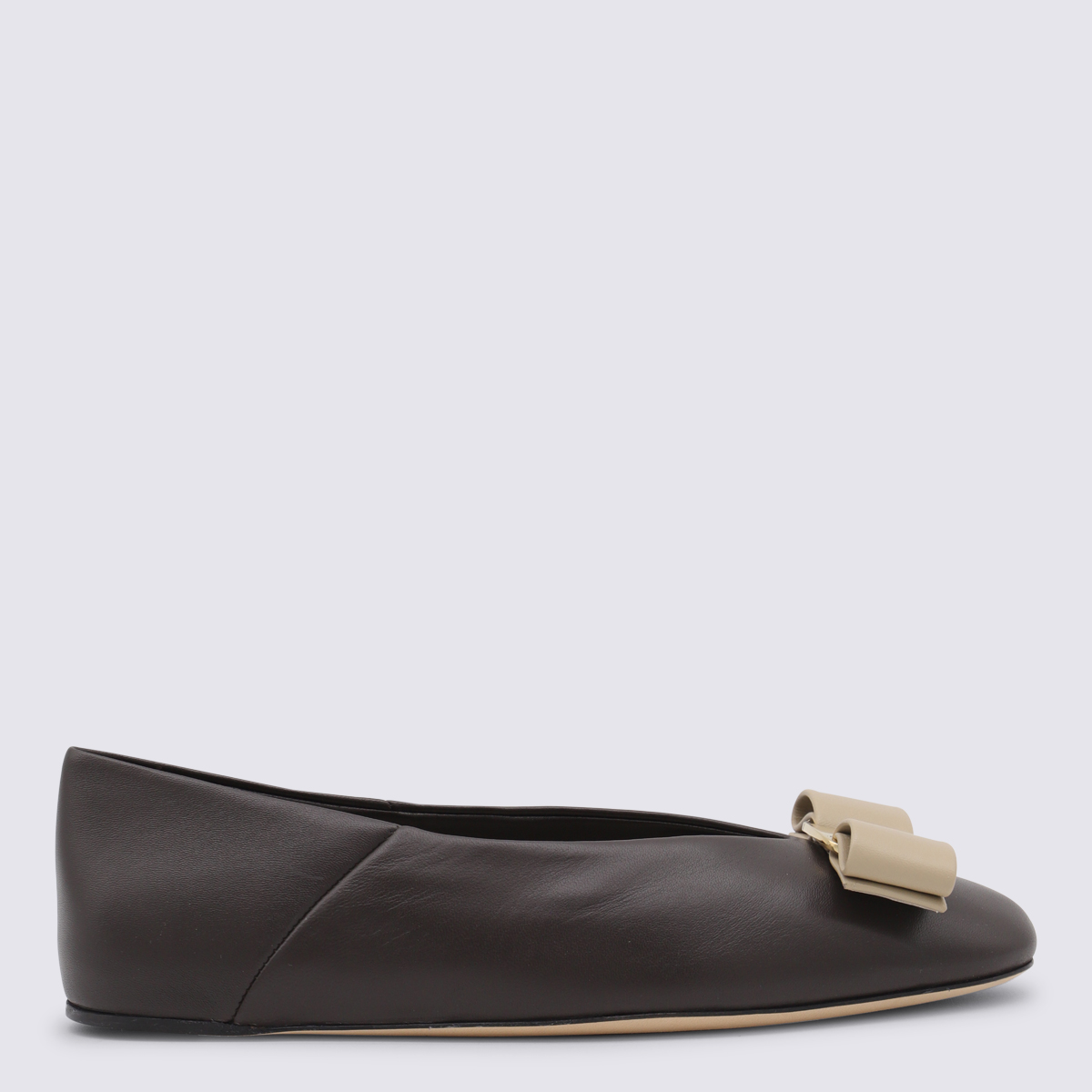 Ferragamo Flat shoes 78210001I217007 (FERRAGAMO / フラットシューズ ) | FERRAGAMO (フェラガモ)
