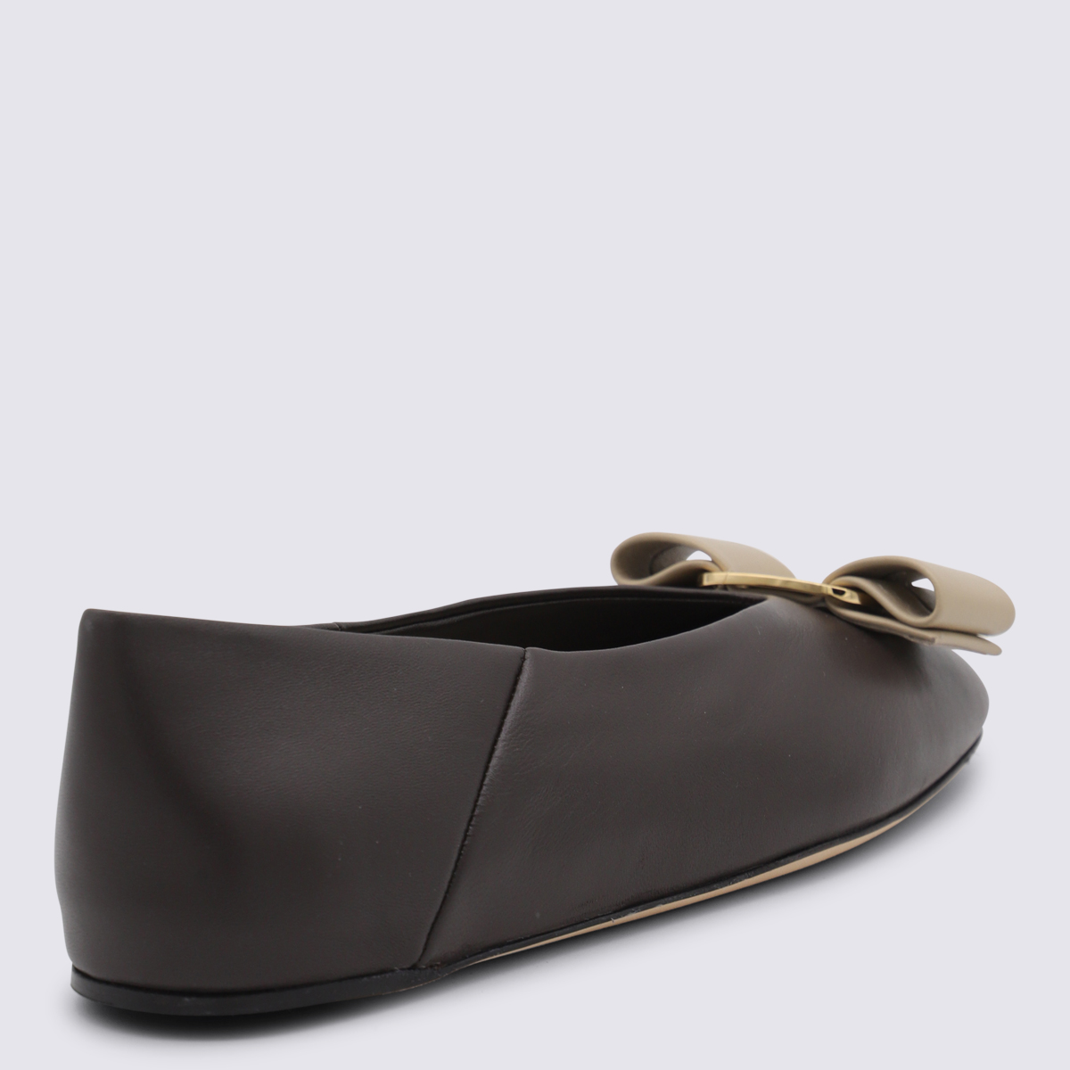 Ferragamo Flat shoes 78210001I217007 (FERRAGAMO / フラットシューズ ) | FERRAGAMO (フェラガモ)(1)