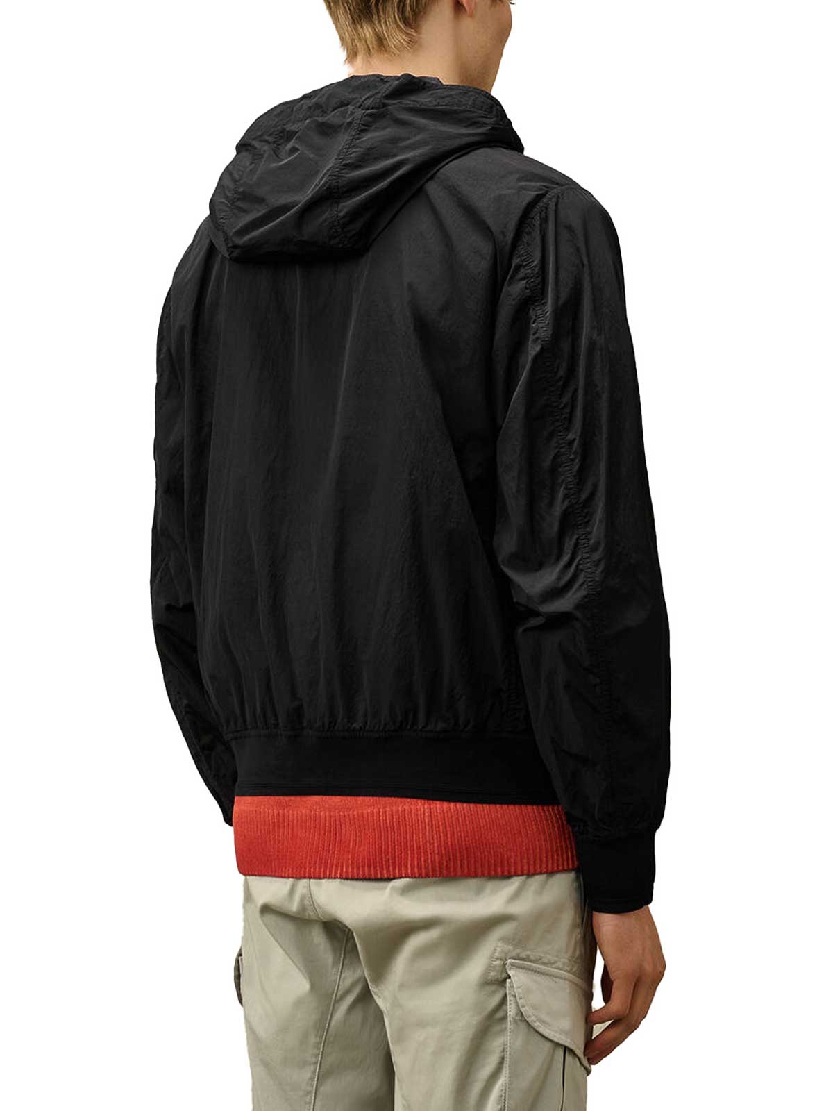 Chrome-r nylon jacket with logo detail 18CMOW011A005904G999 (C.P. Company / カジュアルジャケット ) | C.P. Company (シーピーカンパニー)(2)