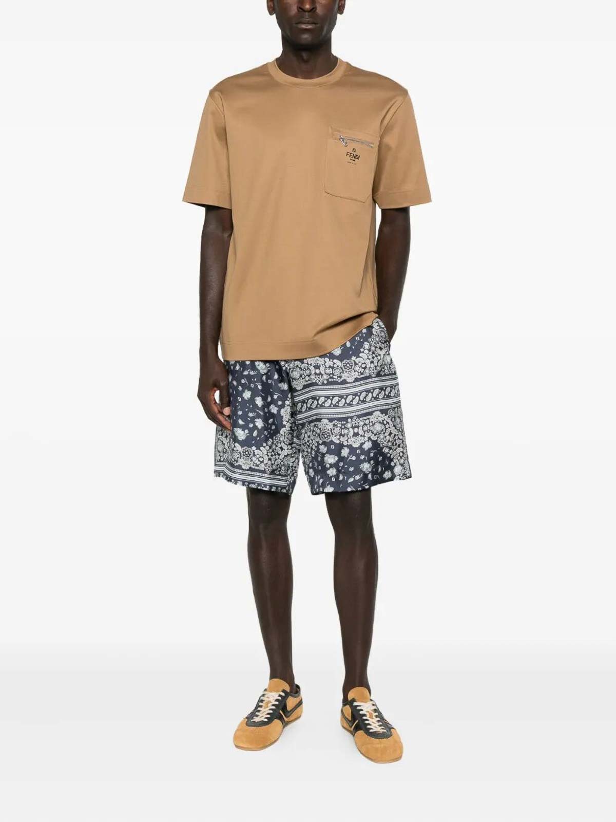 ` Roma` Print T-Shirt FY0936ARYRF0QU5 (FENDI / Tシャツ・カットソー ) | FENDI (フェンディ)(1)