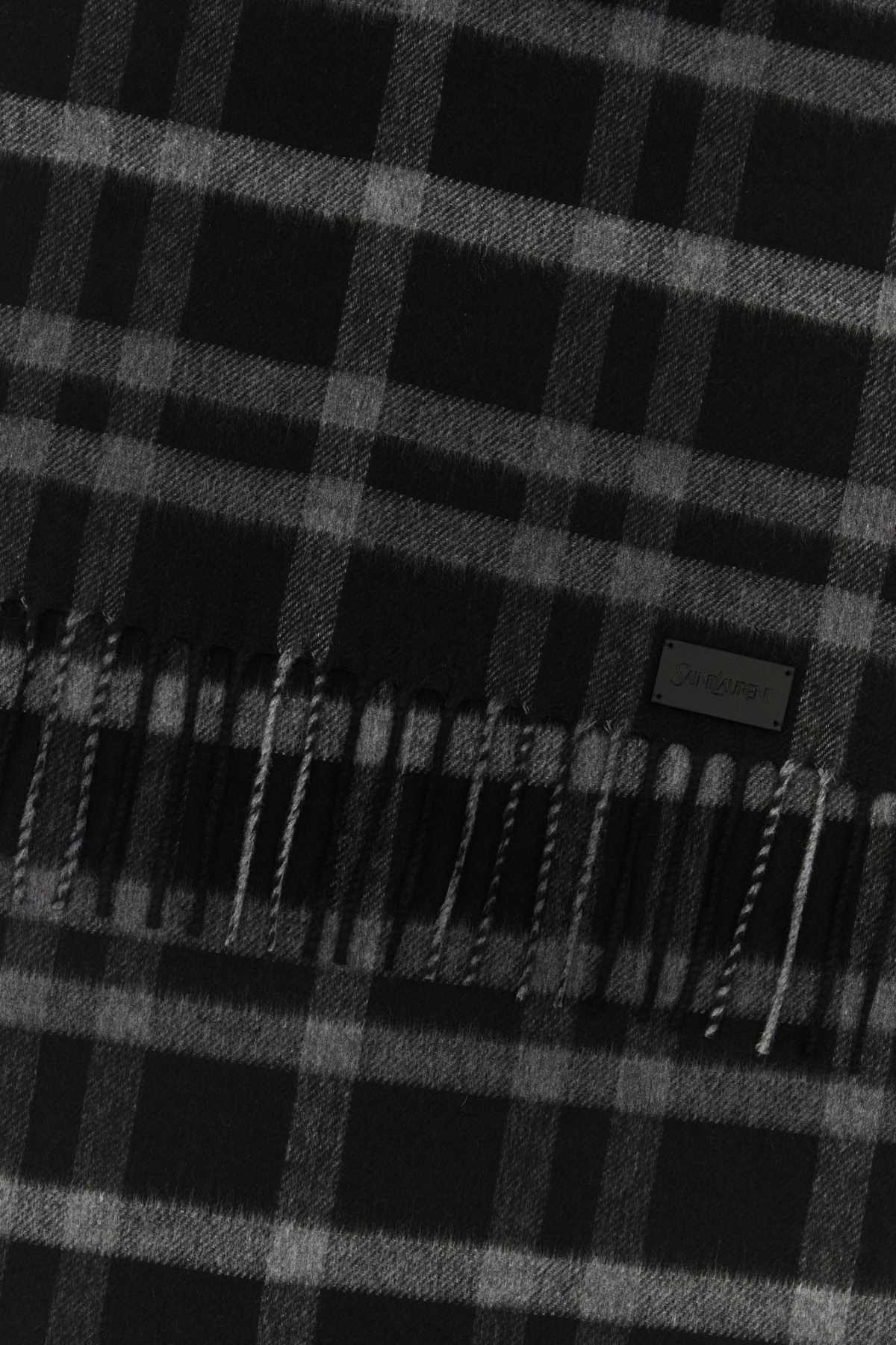 Embroidered silk blend scarf 8376163YS311078 (Saint Laurent / スカーフ・マフラー ) | Saint Laurent (サンローラン)(1)