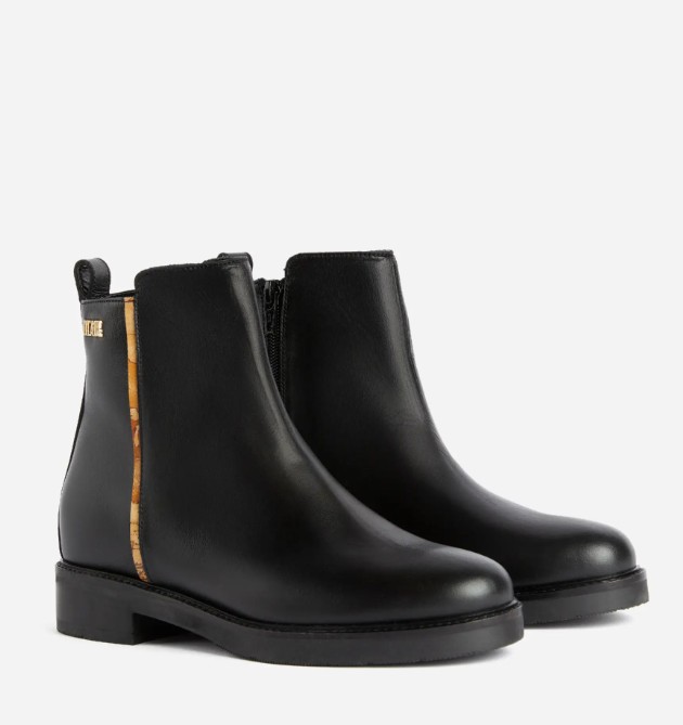 Alviero Martini Boots Black 1224578B0001 (ALVIERO MARTINI 1a CLASSE / ブーツ ) | ALVIERO MARTINI 1a CLASSE (アルヴィエロ マルティーニ プリマ クラッセ)(1)