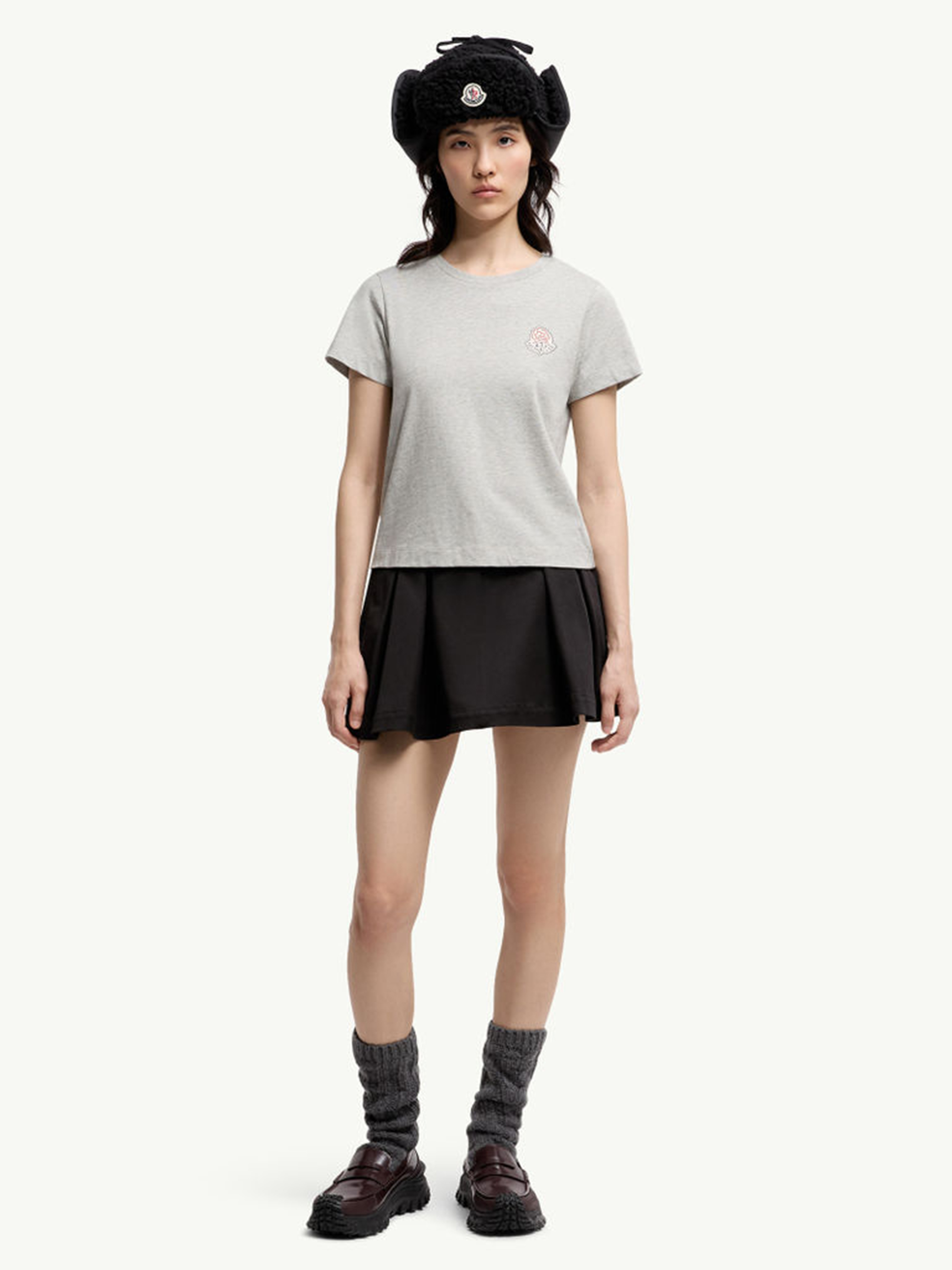 Moncler T-shirts and Polos Grey K20938C0002389AJS979 (Moncler / Tシャツ・カットソー ) | Moncler (モンクレール)(1)