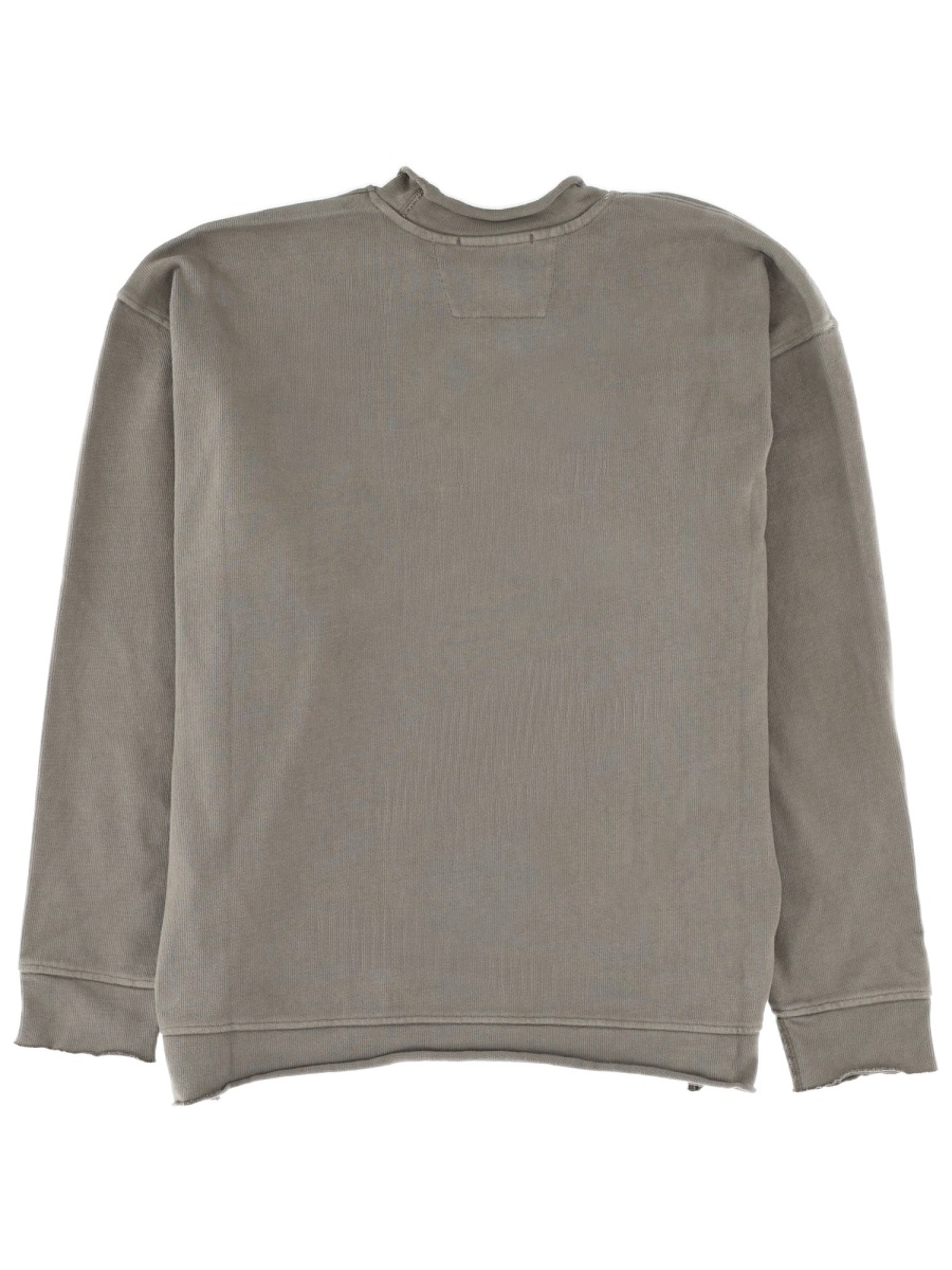 SWEATSHIRT WITH EMBOSSED LOGO 19CMSS246A110501G921 (C.P. Company / スウェット・フーディー ) | C.P. Company (シーピーカンパニー)(1)