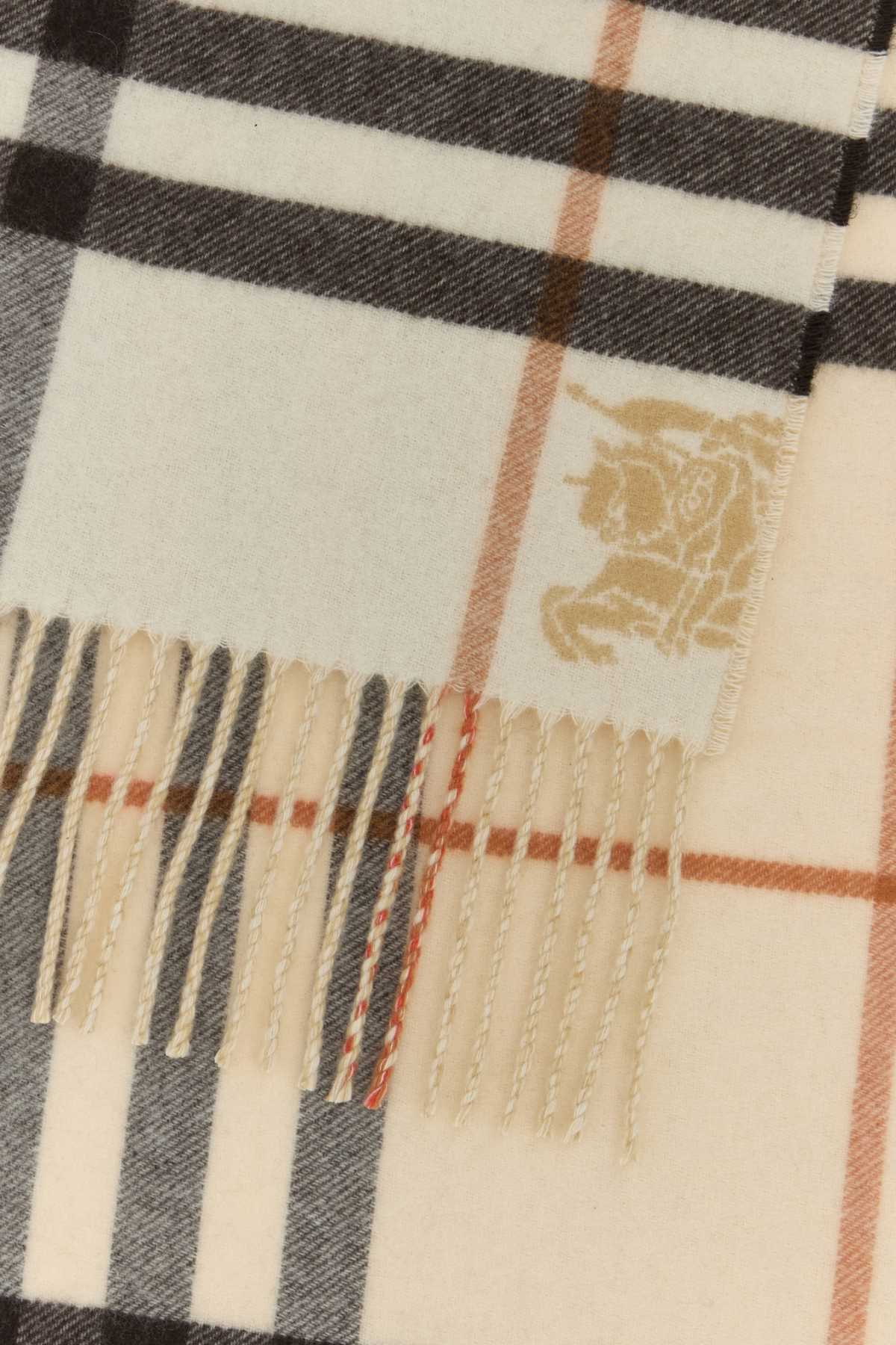 Embroidered cashmere scarf 8113922A2021 (Burberry / スカーフ・マフラー ) | Burberry (バーバリー)(1)
