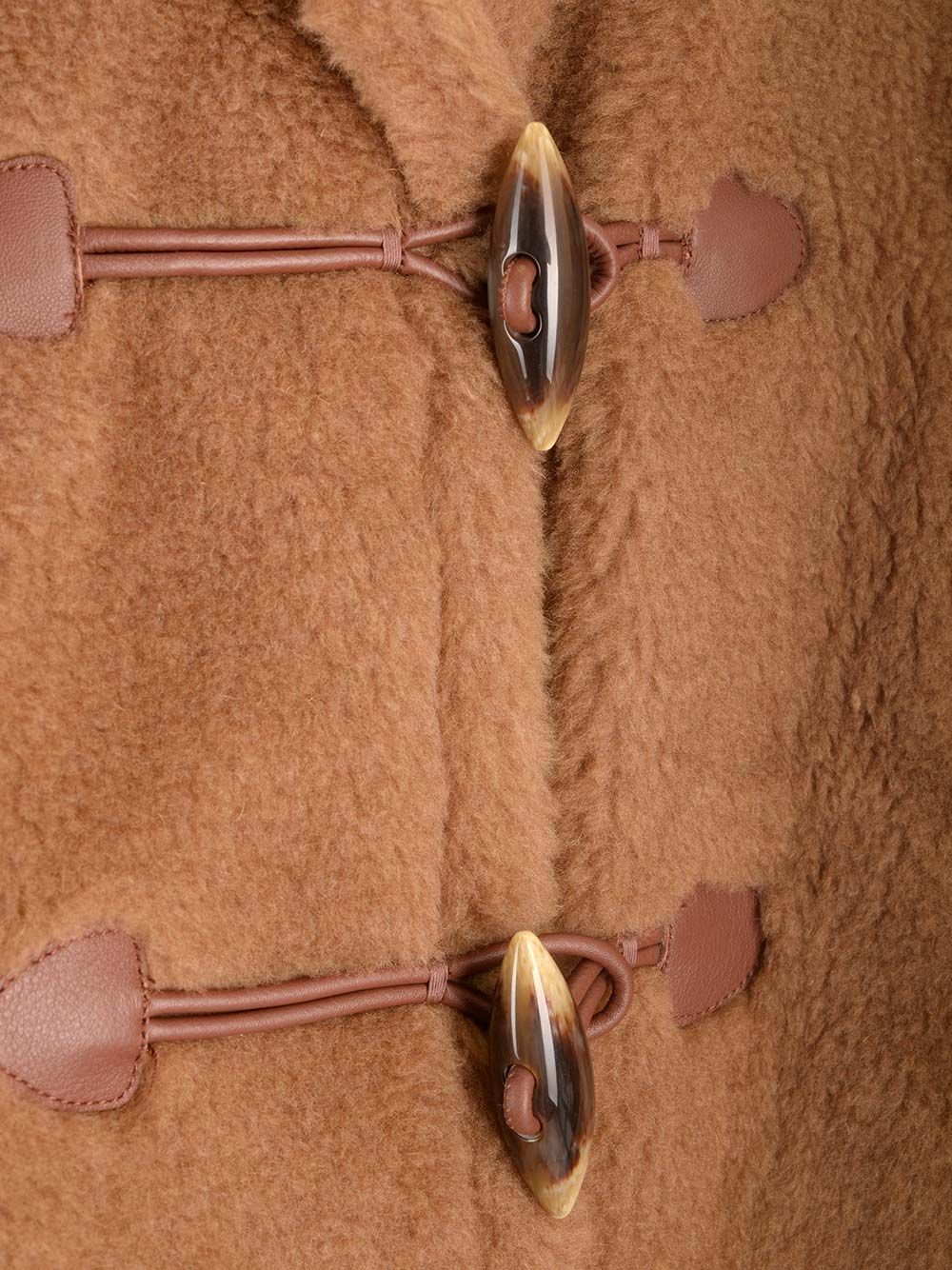 Teddy fabric cape 2424736052600739001 (Max Mara / レザー&ファージャケット・コート ) | Max Mara (マックスマーラ)(4)