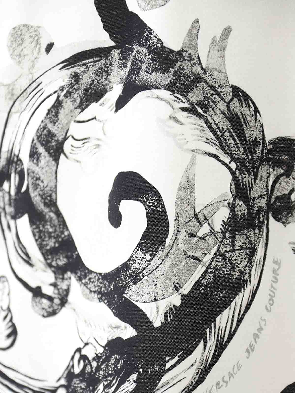 Watercolor Baroque Tshirt 76GAH6S076UP600003 (VERSACE JEANS COUTURE / Tシャツ・カットソー ) | VERSACE JEANS COUTURE (ヴェルサーチェ ジーンズ クチュール)(3)