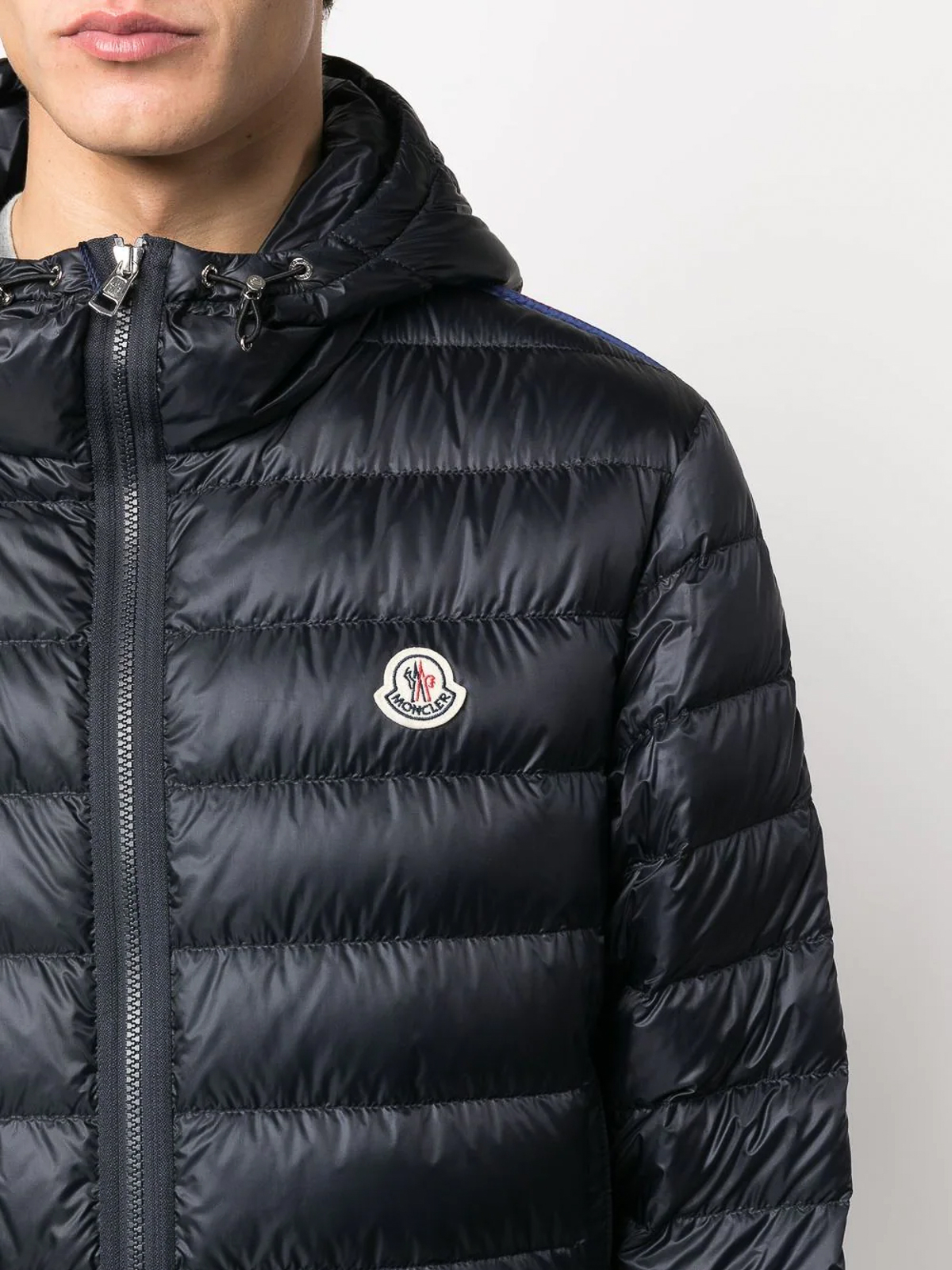 Moncler agout logo-patch puffer jacket I10911A00012532797762 (Moncler / ダウンジャケット・コート ) | Moncler (モンクレール)(4)