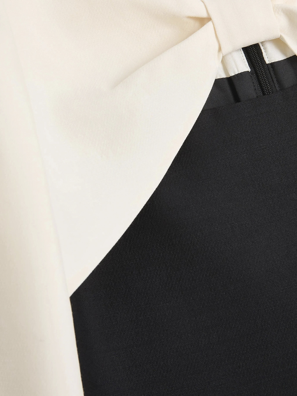 CREPE COUTURE SHORT DRESS WITH BOW AND CONTRASTING SLEEVES BVAJ061CF0NA (Valentino Garavani / ワンピース・ドレス・オールインワン ) | Valentino Garavani (ヴァレンティノ)(2)