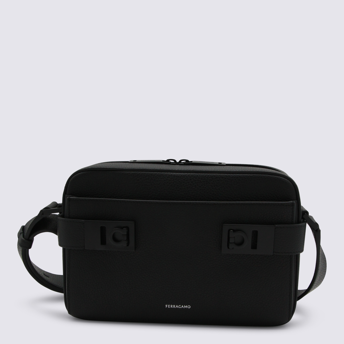 Ferragamo Bags.. Black 763937241304001 (FERRAGAMO / ハンドバッグ・ショルダーバッグ ) | FERRAGAMO (フェラガモ)