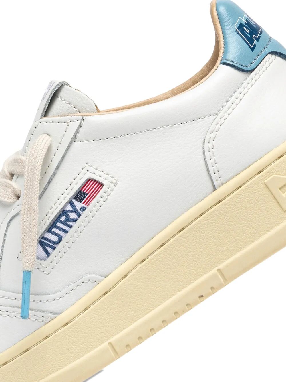 MEDALIST LOW SNEAKERS IN WHITE AND LIGHT BLUE LEATHER AULWTB01WHTFORGET (AUTRY / スニーカー ) | AUTRY (オートリー)(3)