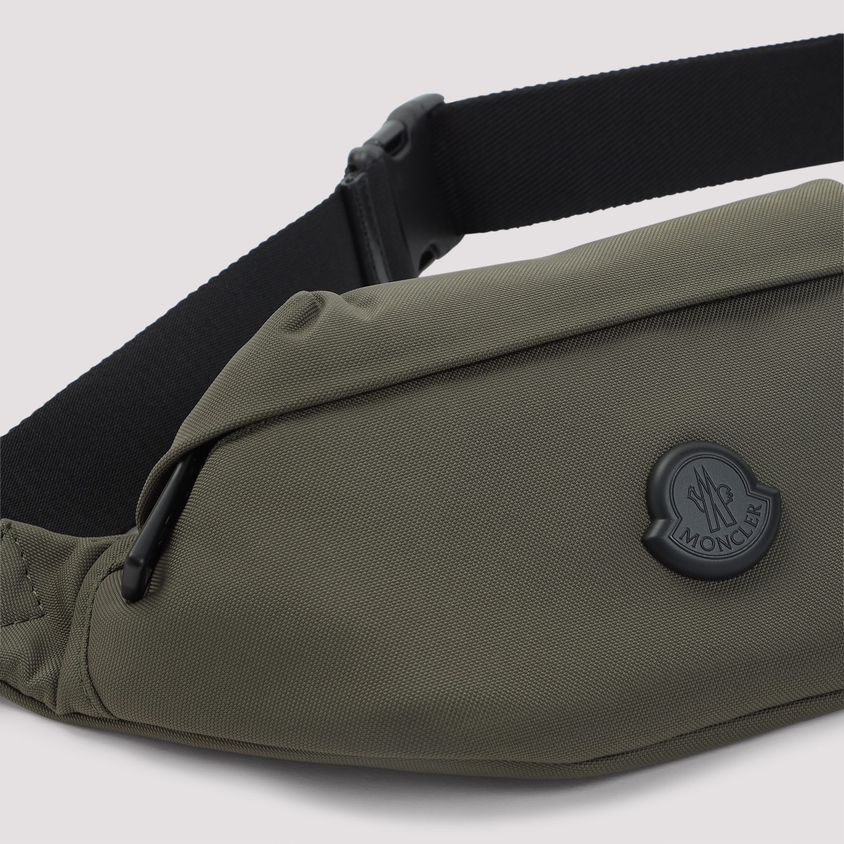 L109A5M00001M7755823 (Moncler / ボディ・ベルトバッグ ) | Moncler (モンクレール)(3)