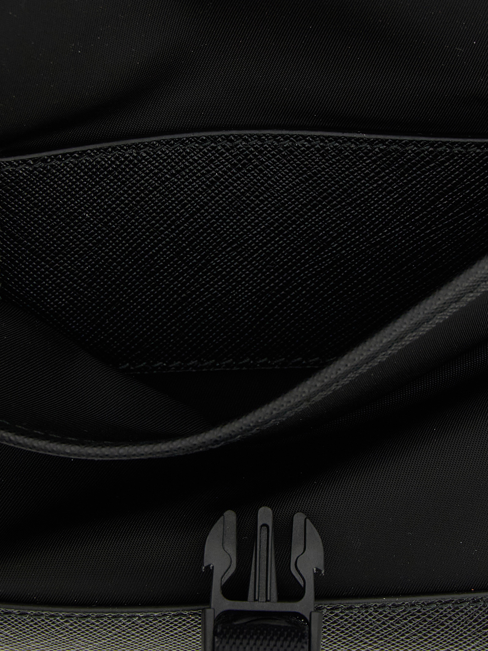 Re-Nylon smartphone bag 2ZH1082DMHF0002 (Prada / テックアイテム ) | Prada (プラダ)(3)