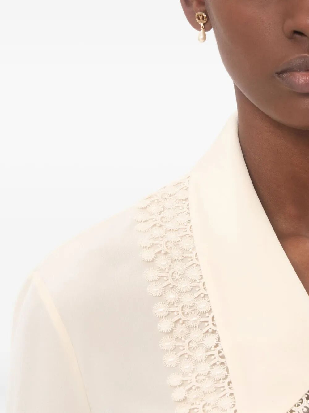 OVAL EARRINGS IN METAL, PEARLS AND SWAROVSKY® CRYSTALS WJ0BG8QVSBUJ (Valentino Garavani / ピアス・イヤリング ) | Valentino Garavani (ヴァレンティノ)(3)