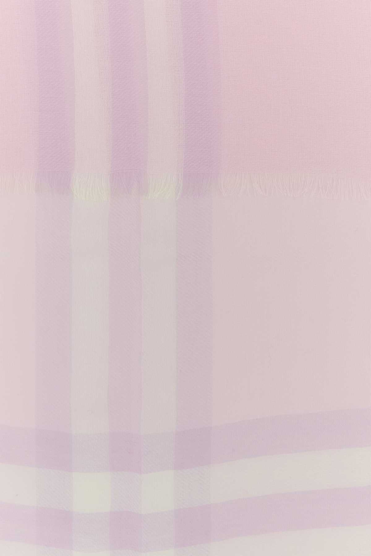 Embroidered wool scarf 8110473A3750 (Burberry / スカーフ・マフラー ) | Burberry (バーバリー)(1)