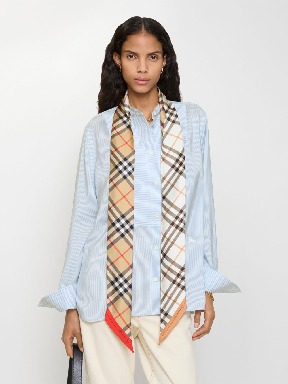 SKINNY CONTRAST CHECK SILK SCARF 8119963B9719 (Burberry / スカーフ・マフラー ) | Burberry (バーバリー)(1)