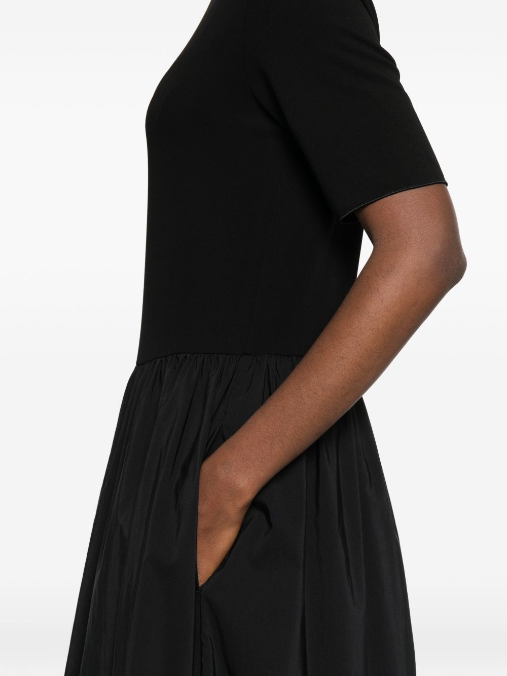 Emporio Armani Dresses Black EW003528AF16066UC001 (EMPORIO ARMANI / ワンピース・ドレス・オールインワン ) | EMPORIO ARMANI (エンポリオ アルマーニ)(2)