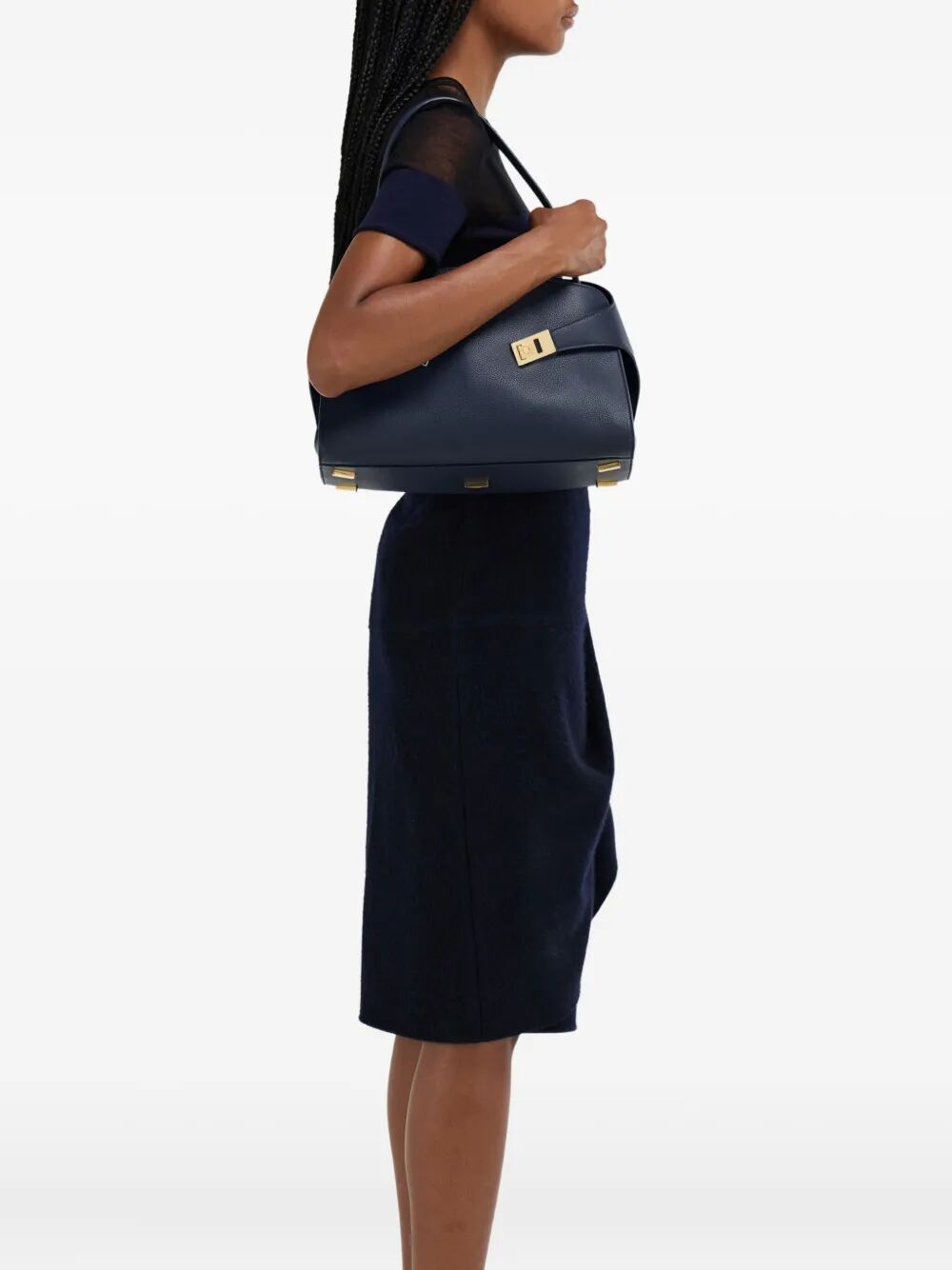 HUG SOFT MEDIUM BICOLOR SHOULDER BAG 2198160789711NEW (FERRAGAMO / ハンドバッグ・ショルダーバッグ ) | FERRAGAMO (フェラガモ)(1)