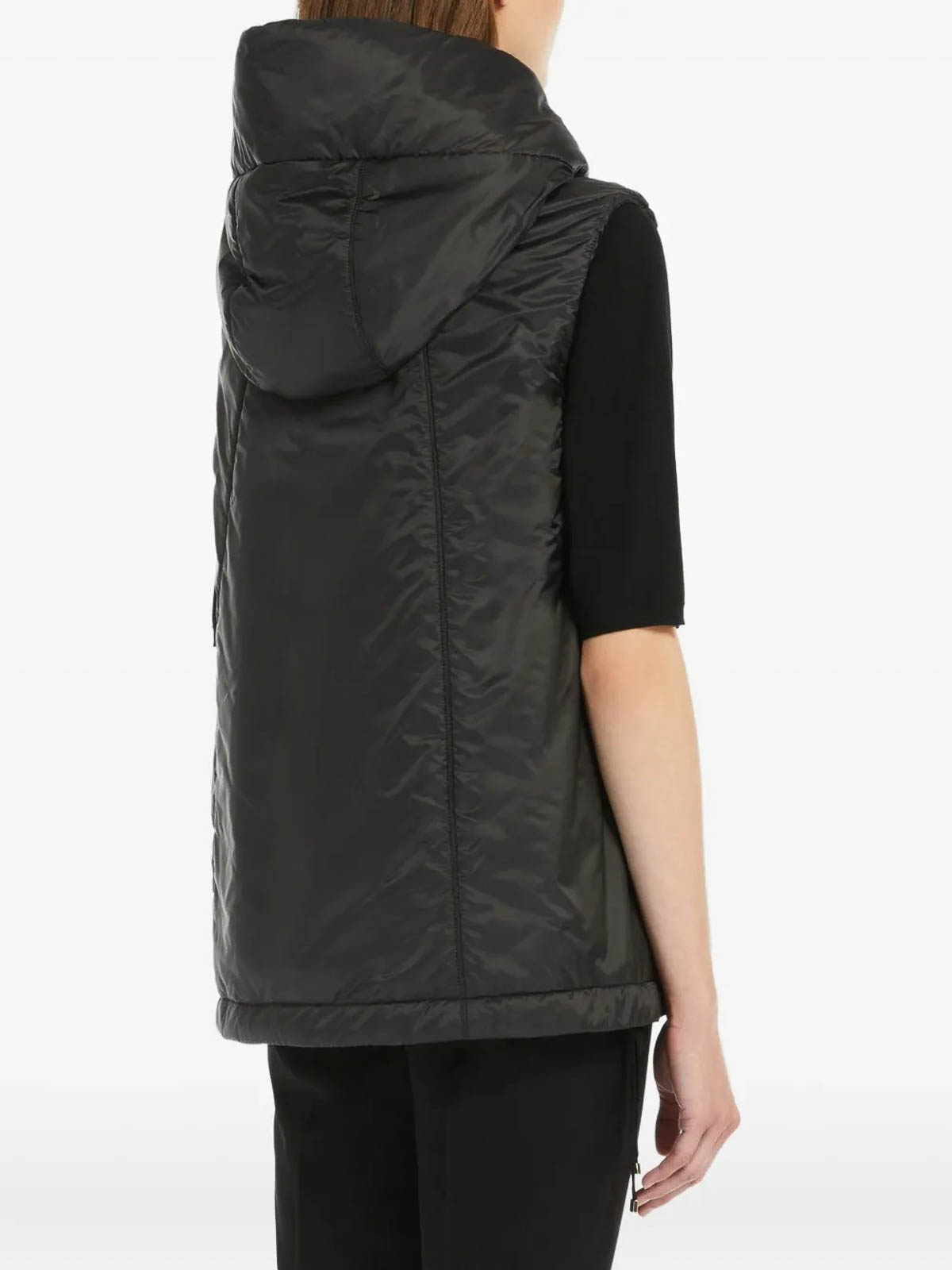 Greengo Sleeveless Puffer Jac Black 25292960246E15 (Max Mara The CUBE / ベスト ) | Max Mara The CUBE (マックスマーラ ザ・キューブ)(2)