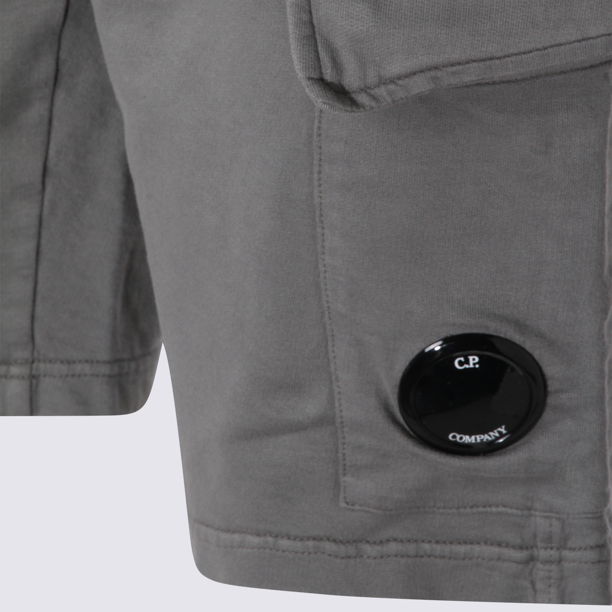 CP COMPANY Shorts Grey 20CMSB704A002246G921 (C.P. Company / ショートパンツ ) | C.P. Company (シーピーカンパニー)(2)