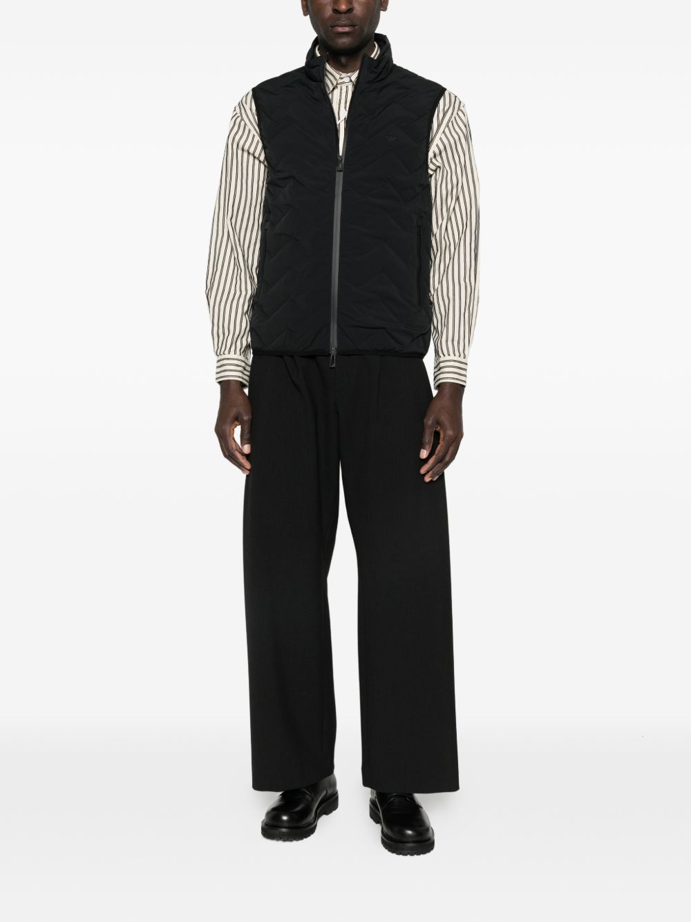 Emporio Armani Jackets Black EM004946AF18499UC001 (EMPORIO ARMANI / ベスト ) | EMPORIO ARMANI (エンポリオ アルマーニ)(2)