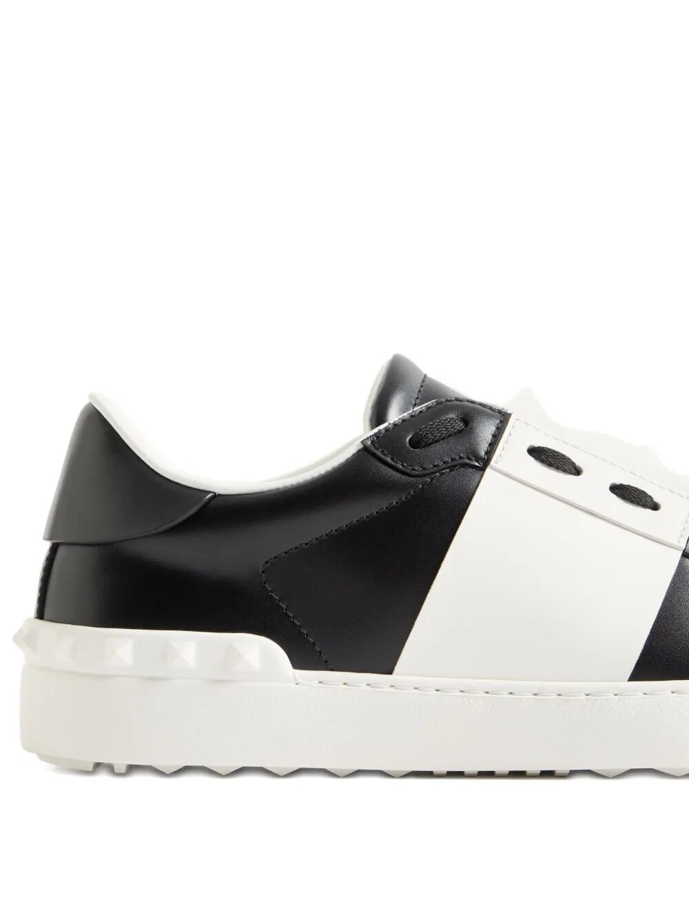 OPEN LEATHER SNEAKERS WITH CONTRAST BAND AND STUD DETAILS YS0830BLU0NI (Valentino Garavani / スニーカー ) | Valentino Garavani (ヴァレンティノ)(3)