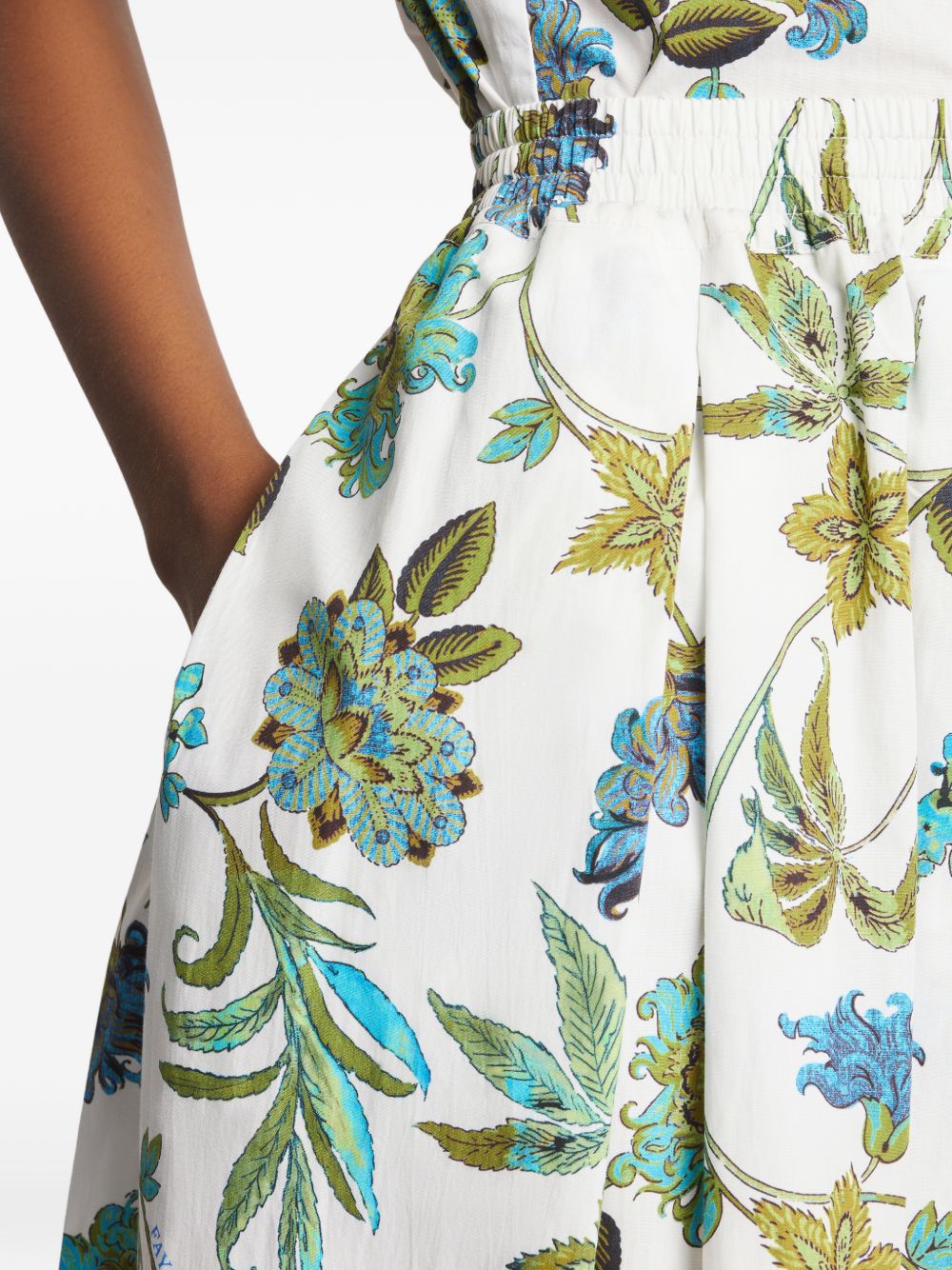 Fay Skirts White NXW92525500ZGHB001 (Fay / スカート ) | Fay (フェイ)(4)