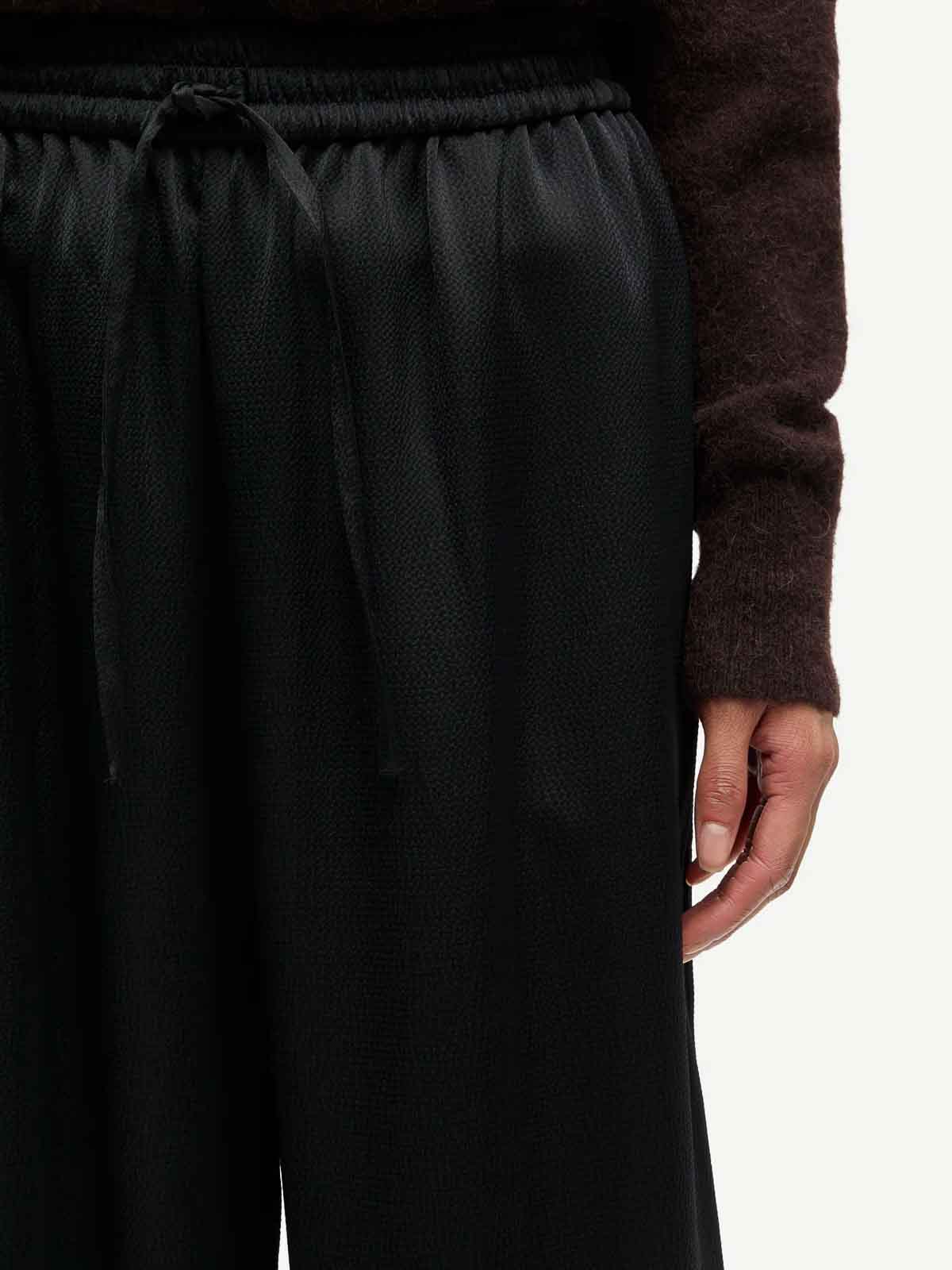 Sahelena Black trousers F24300151 (SAMSOE SAMSOE / パンツ ) | SAMSOE SAMSOE (サムソ サムソ)(4)