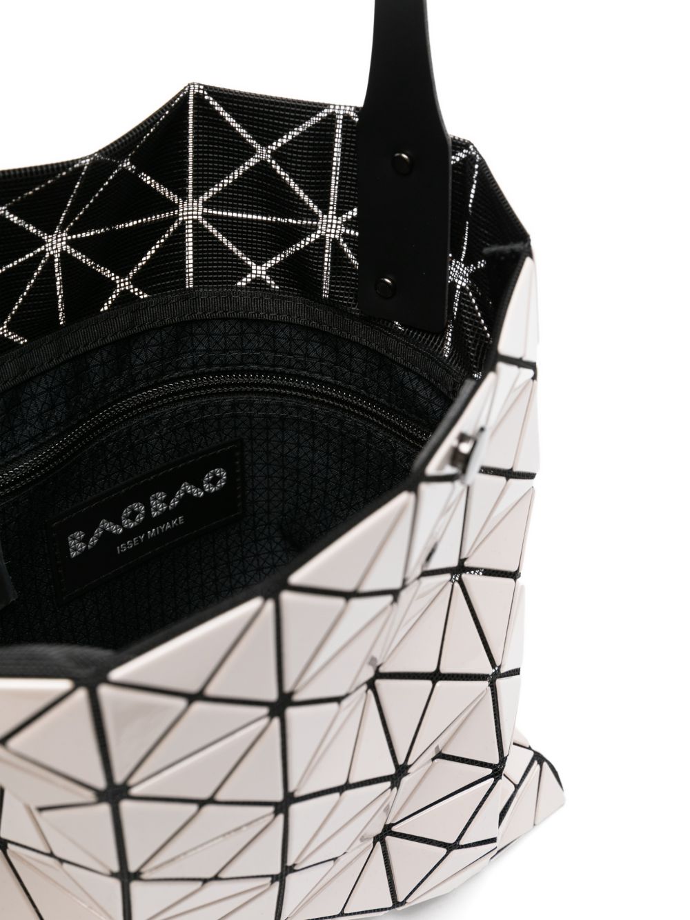 Bao Bao Issey Miyake Bags.. Beige BB66AG04740 (BAO BAO ISSEY MIYAKE / ハンドバッグ・ショルダーバッグ ) | BAO BAO ISSEY MIYAKE (バオバオイッセイミヤケ)(4)