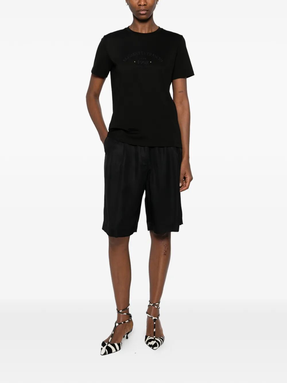 LOGO EMBROIDERY COTTON T-SHIRT MA01761E2110 (Elisabetta Franchi / Tシャツ・カットソー ) | Elisabetta Franchi (エリザベッタ フランキ)(1)