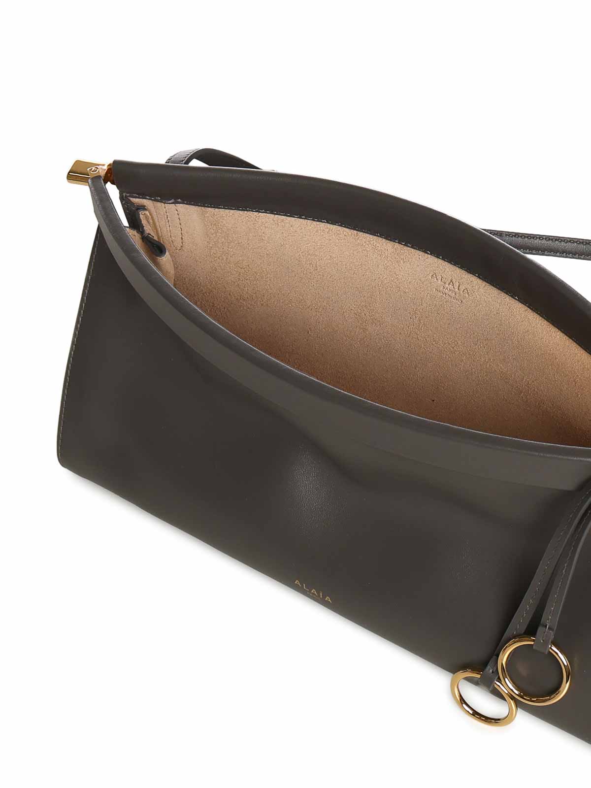 Le Click East West Medium Leather Bag AA1S01430CA332284 (ALAIA / ハンドバッグ・ショルダーバッグ ) | ALAIA (アライア)(3)