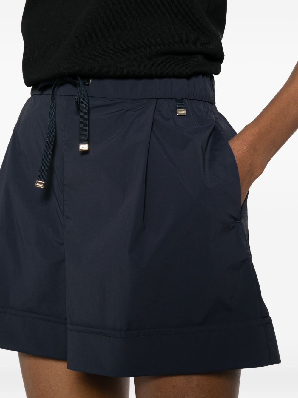 Herno Shorts Blue PT000254D12431SZ9201 (Herno / ショートパンツ ) | Herno (ヘルノ)(1)