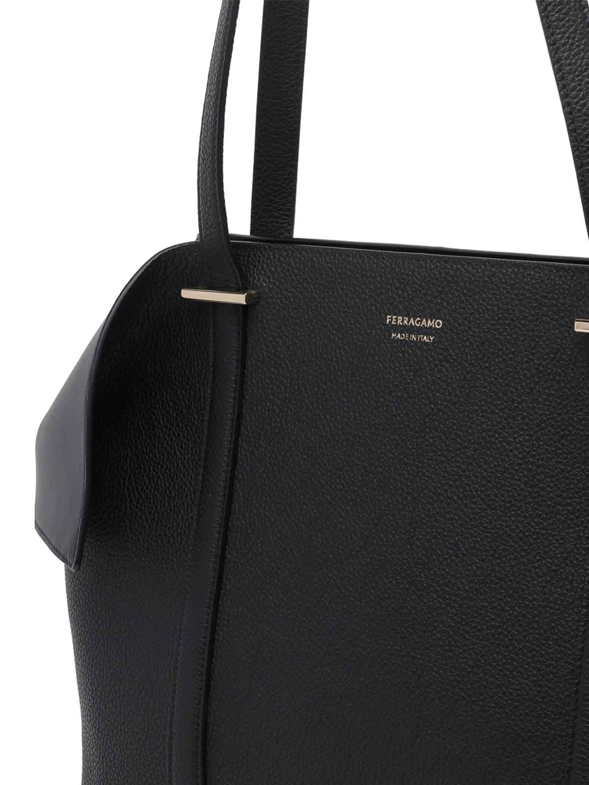 Black Medium Tote Bag 78957621A580 (FERRAGAMO / ハンドバッグ・ショルダーバッグ ) | FERRAGAMO (フェラガモ)(3)