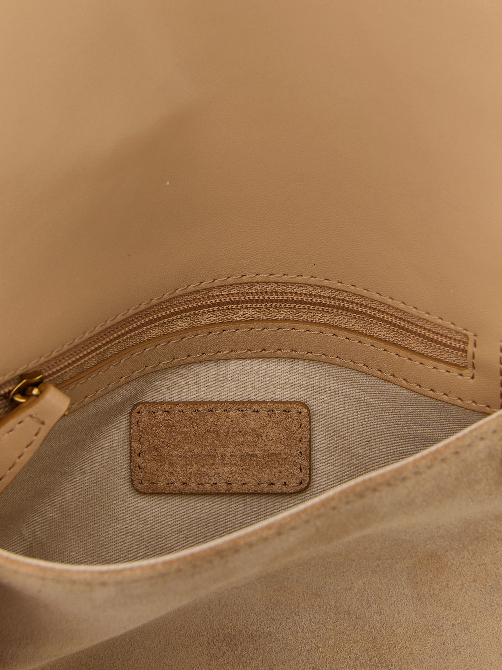 'Love Click Soft Horizontal' mini clutch 106023A39AL08Q (PINKO / ハンドバッグ・ショルダーバッグ ) | PINKO (ピンコ)(3)