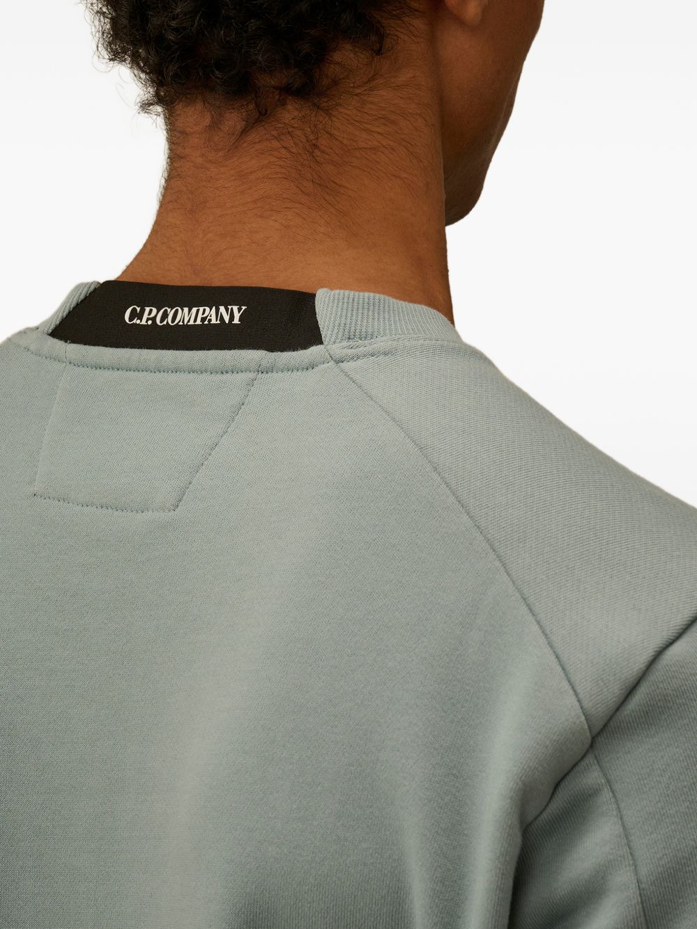 C.P.Company Sweaters Light Grey 20CMSS713A005086W809 (C.P. Company / スウェット・フーディー ) | C.P. Company (シーピーカンパニー)(1)