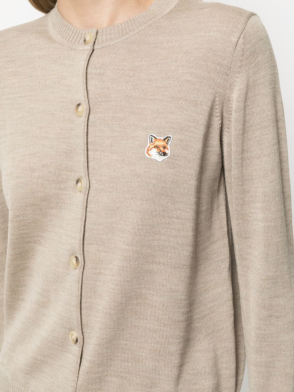 MAISON KITSUNE' Sweaters Beige HW00521KT1036H250 (Maison Kitsuné / ニット・セーター・カーディガン ) | Maison Kitsuné (メゾン キツネ)(4)