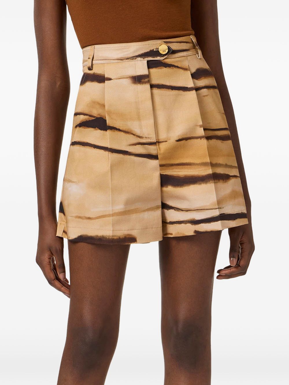 Elisabetta Franchi Shorts Camel SH01362E2470 (Elisabetta Franchi / ショートパンツ ) | Elisabetta Franchi (エリザベッタ フランキ)(1)