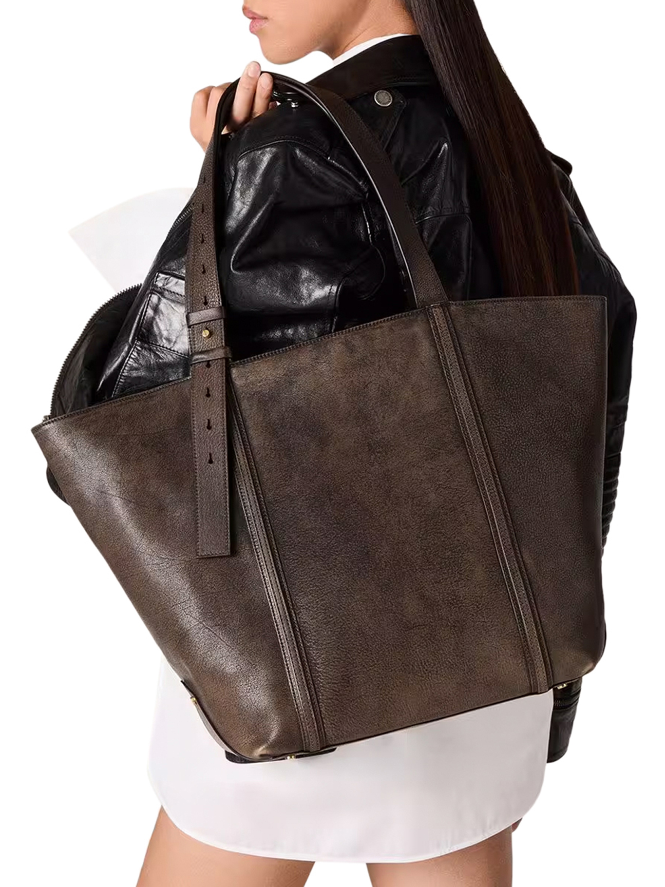 24/7 EAST WEST BAG IN DISTRESSED LEATHER GWA00785A00075355357 (Golden Goose / トートバッグ ) | Golden Goose (ゴールデングース)(1)