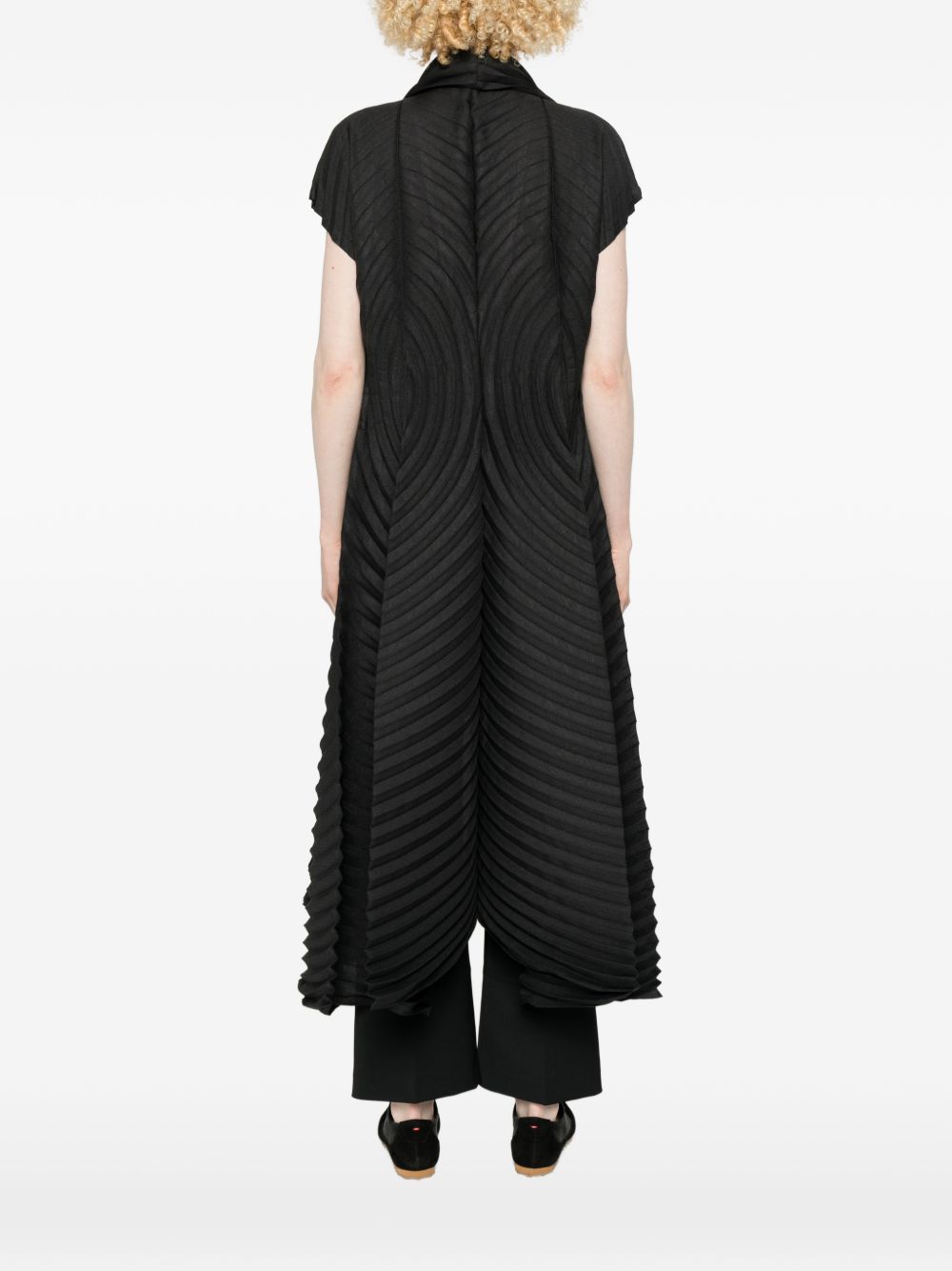 Issey Miyake Sweaters Black IM66FE66915 (ISSEY MIYAKE / ベスト ) | ISSEY MIYAKE (イッセイ ミヤケ)(4)