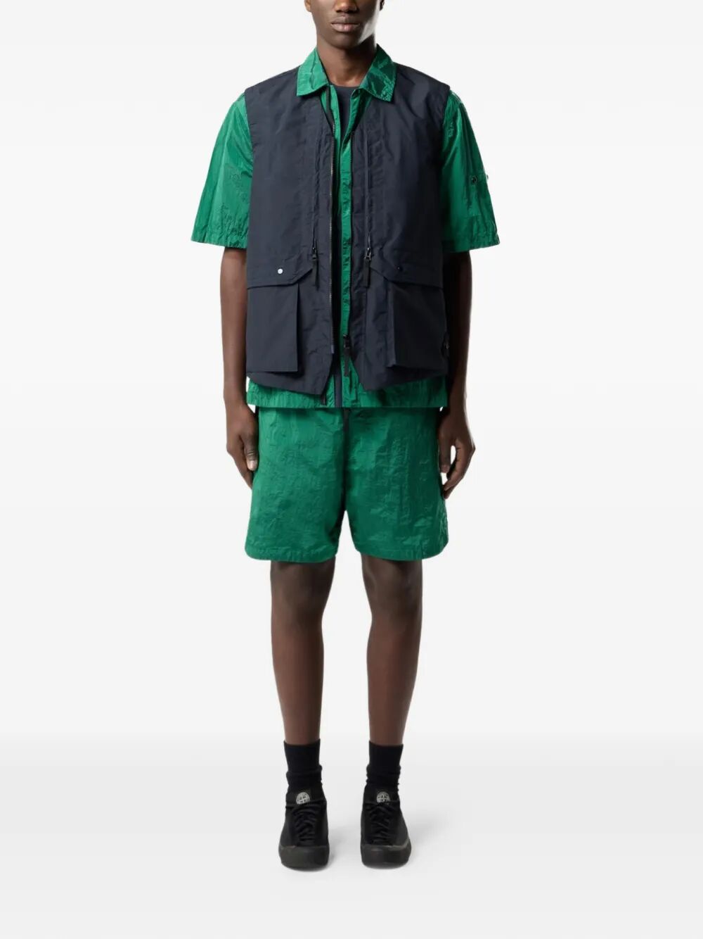 COMFORT FIT NYLON SHORTS L1S15L100008S0019V005H (STONE ISLAND / ショートパンツ ) | STONE ISLAND (ストーンアイランド)(1)
