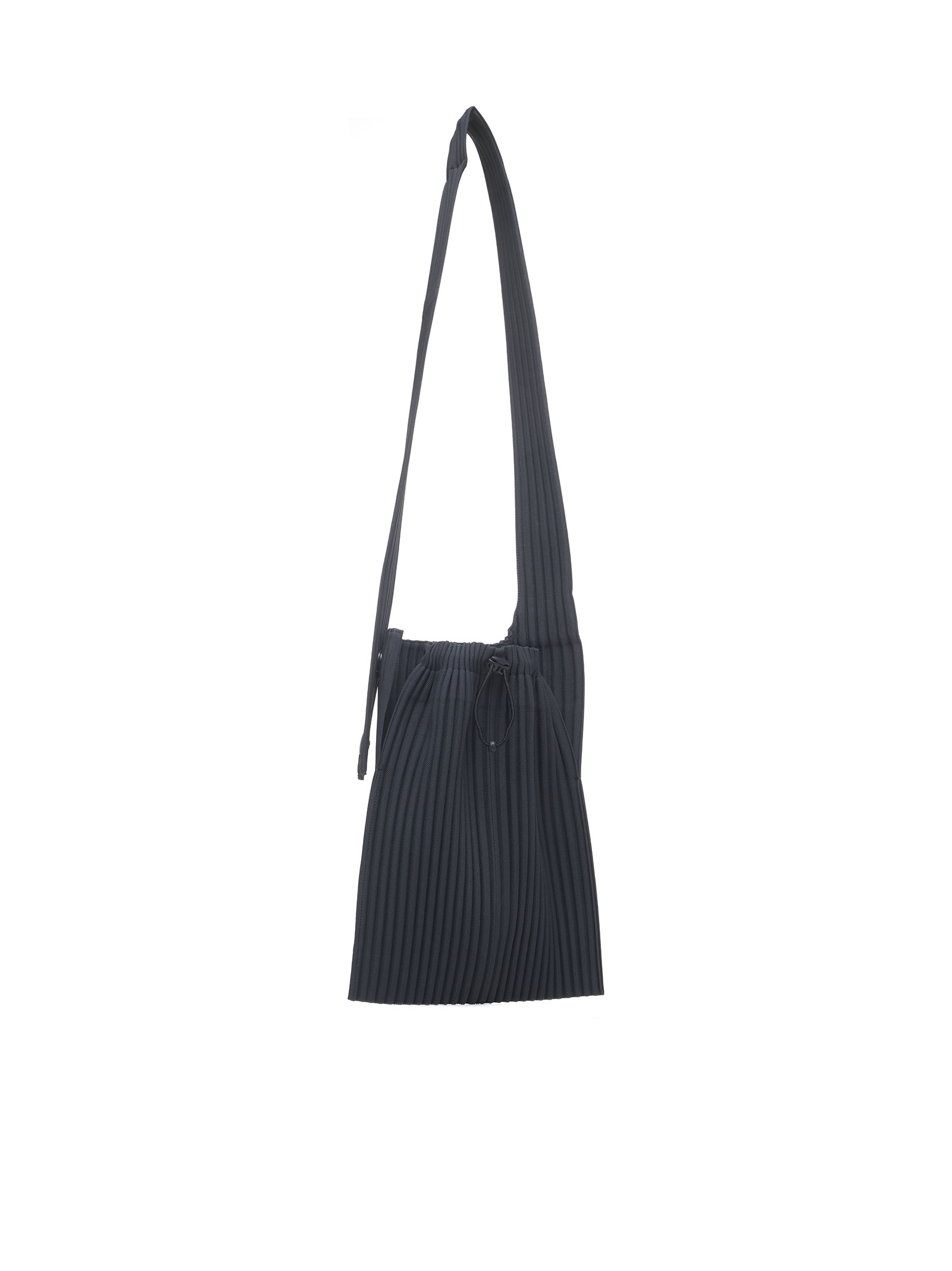 HOMME PLISSE ISSEY MIYAKE Bags.. HP48AG48114 (HOMME PLISSÉ ISSEY MIYAKE / ハンドバッグ・ショルダーバッグ ) | HOMME PLISSÉ ISSEY MIYAKE (オムプリッセ イッセイ ミヤケ)(1)