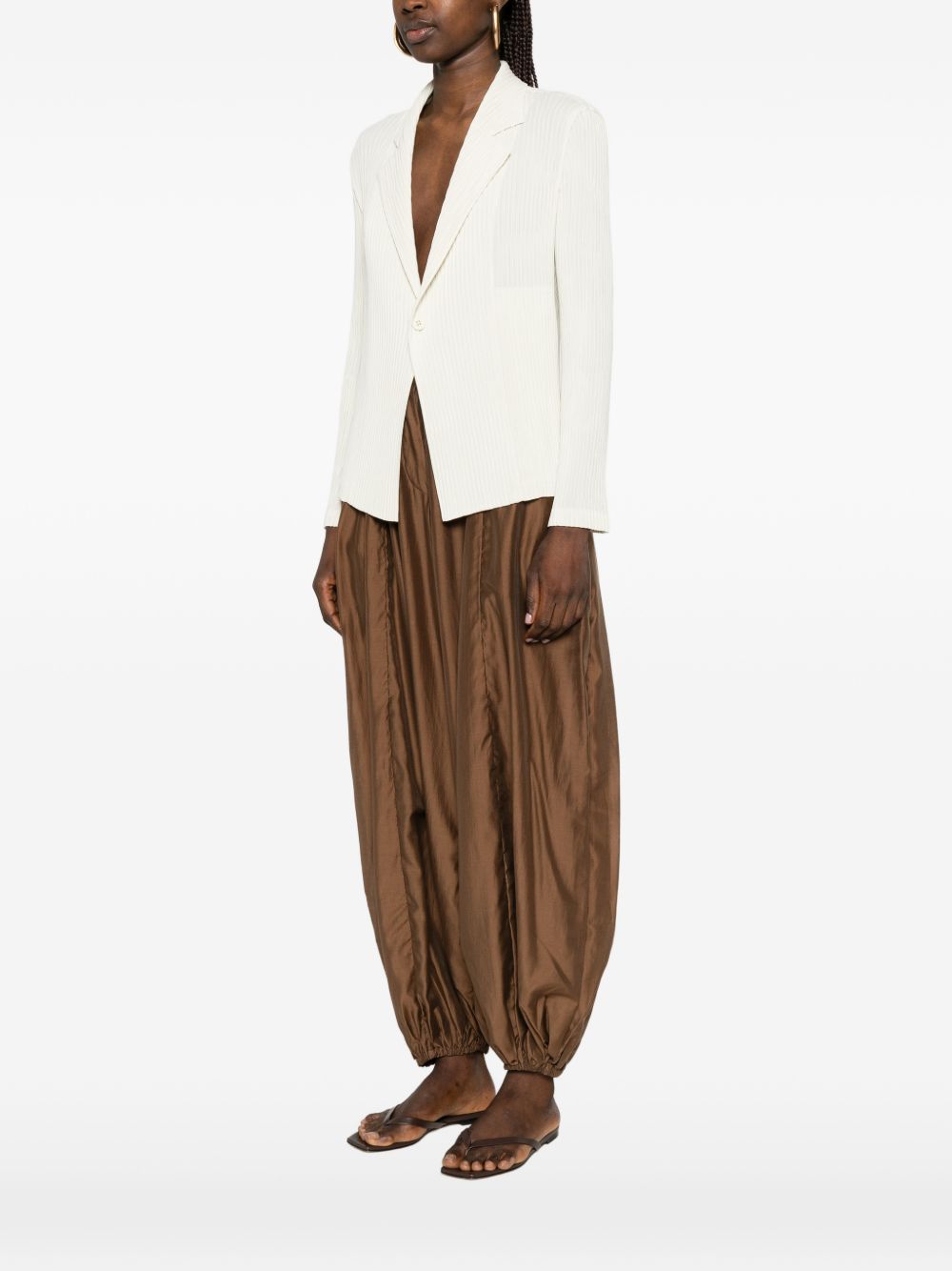 Issey Miyake Jackets White IM66FD64602 (ISSEY MIYAKE / ブレザー・ジャケット ) | ISSEY MIYAKE (イッセイ ミヤケ)(1)