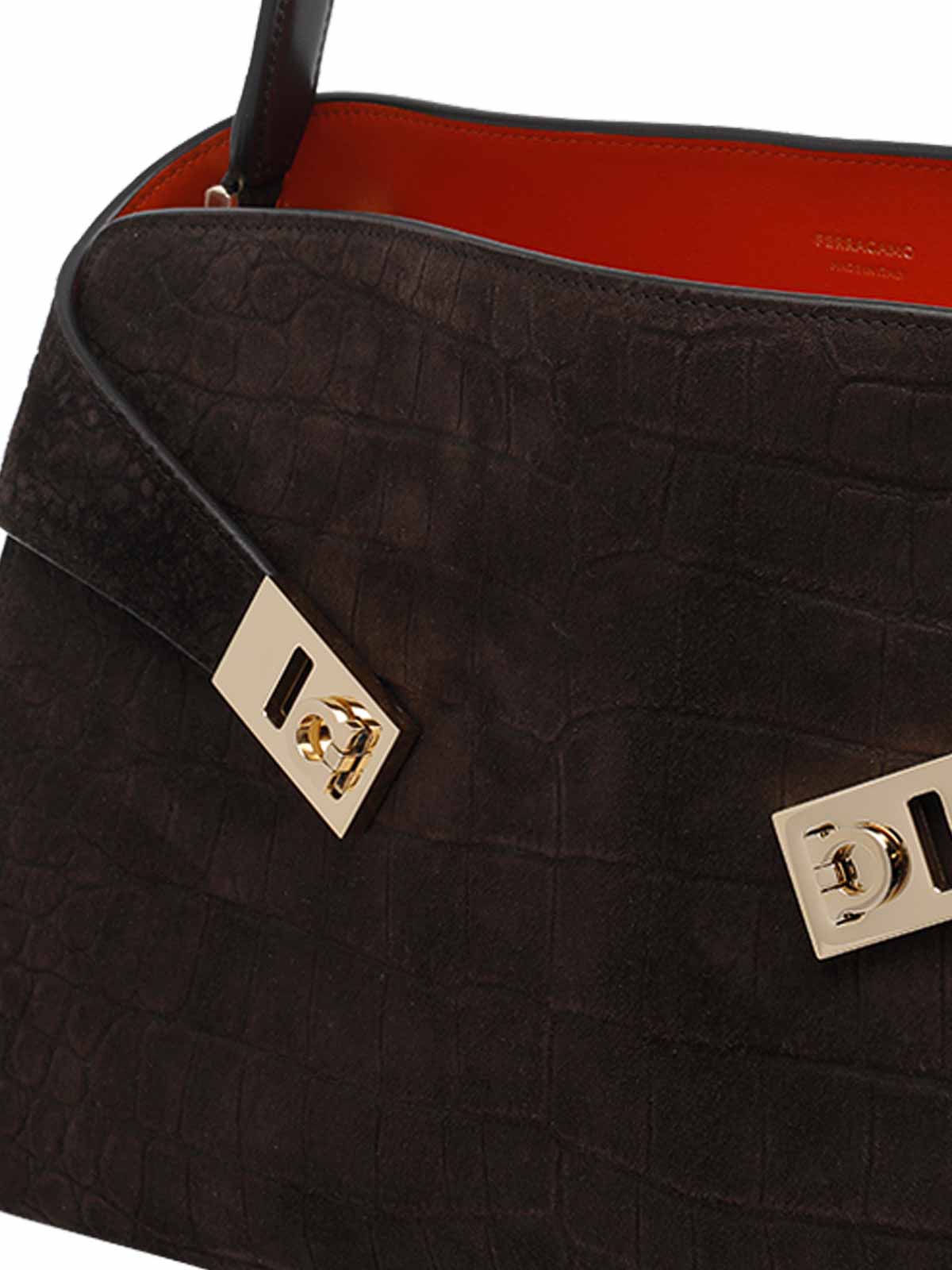 Brown Small Hug Shoulder Bag 792871219816 (FERRAGAMO / ハンドバッグ・ショルダーバッグ ) | FERRAGAMO (フェラガモ)(3)