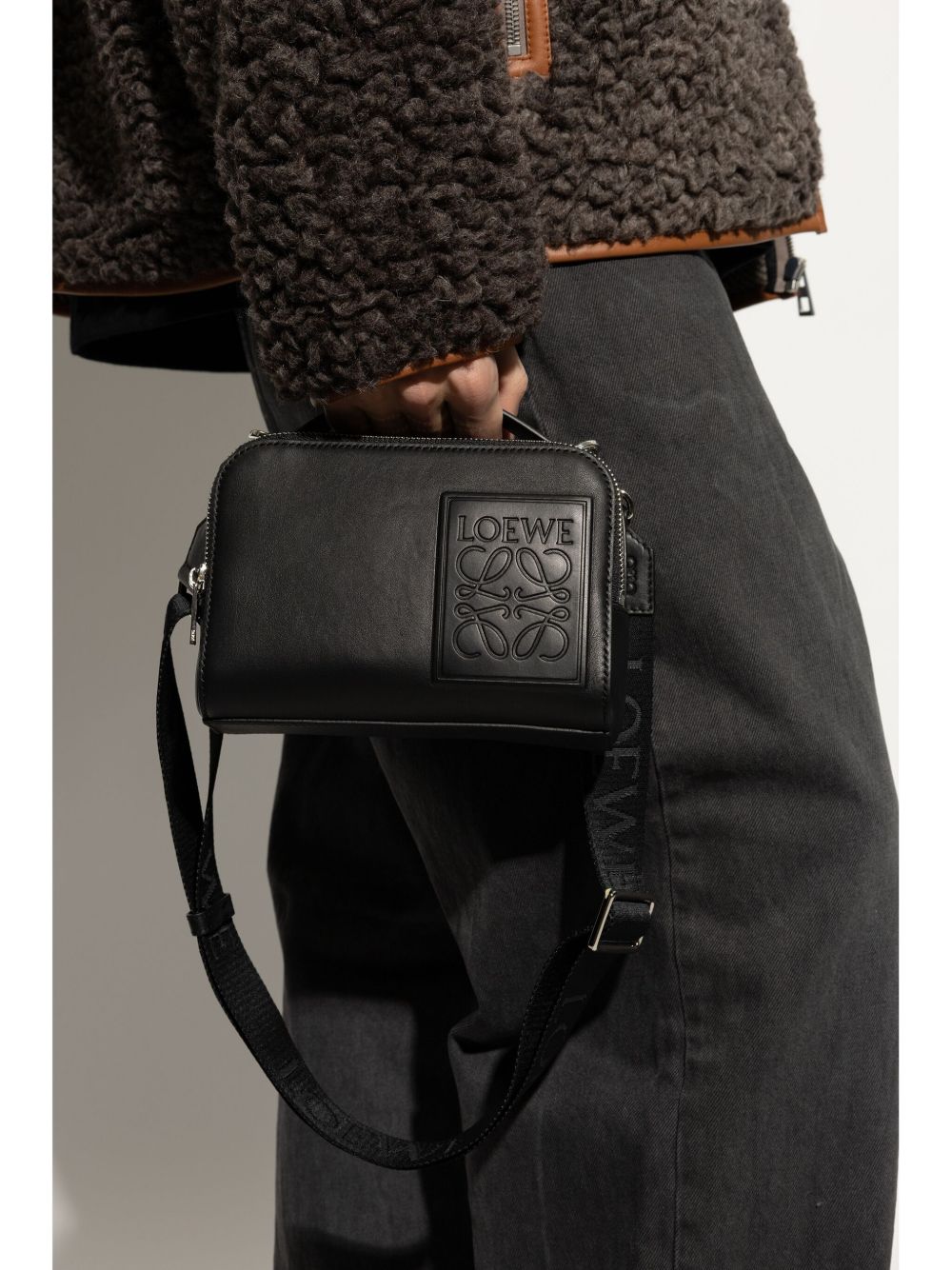 Loewe Bags.. Black C565R41X041100 (LOEWE / ハンドバッグ・ショルダーバッグ ) | LOEWE (ロエベ)(2)