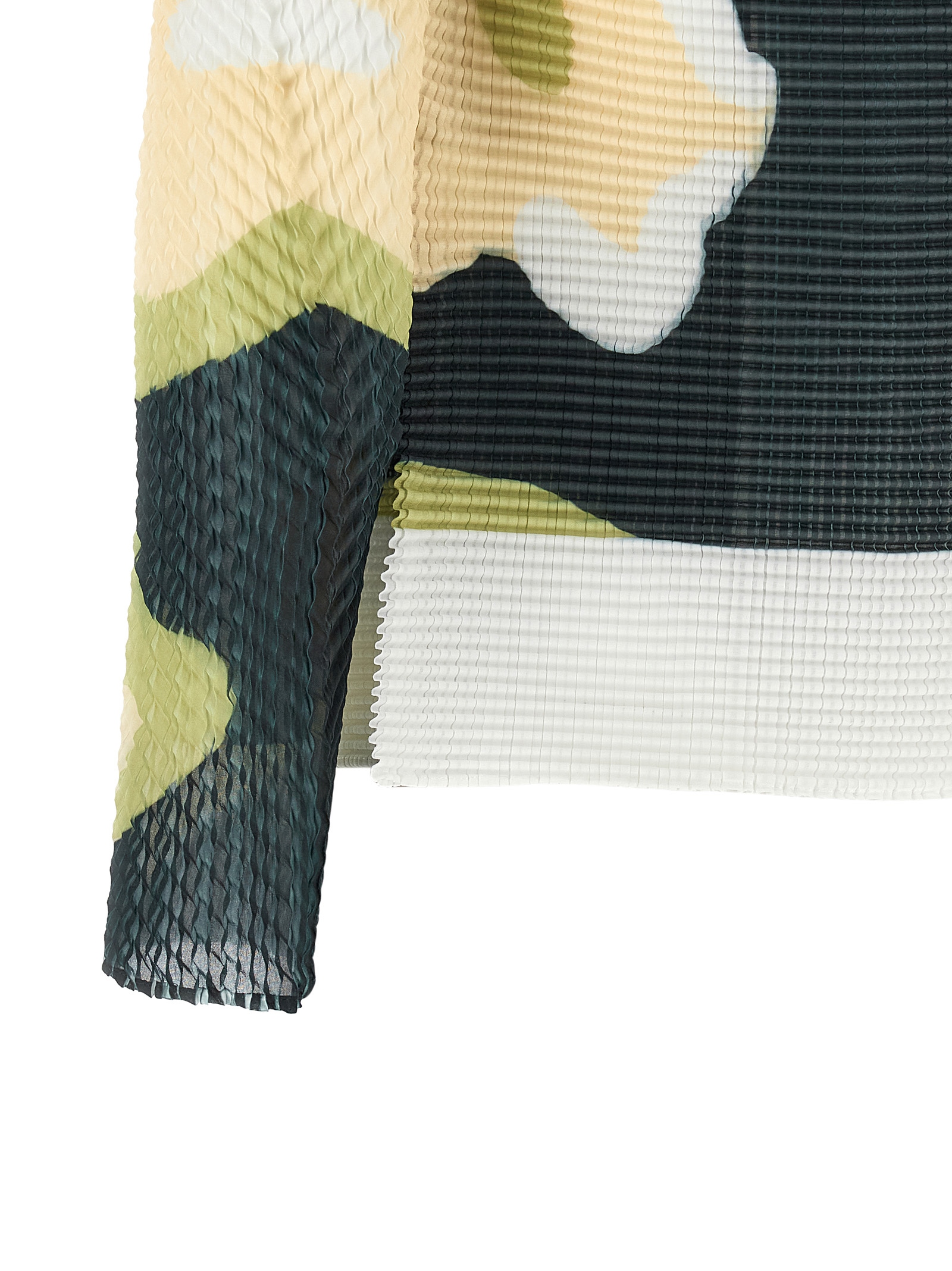 'Verve Pleats Top' cardigan IM66FJ69917 (ISSEY MIYAKE / ニット・セーター・カーディガン ) | ISSEY MIYAKE (イッセイ ミヤケ)(3)