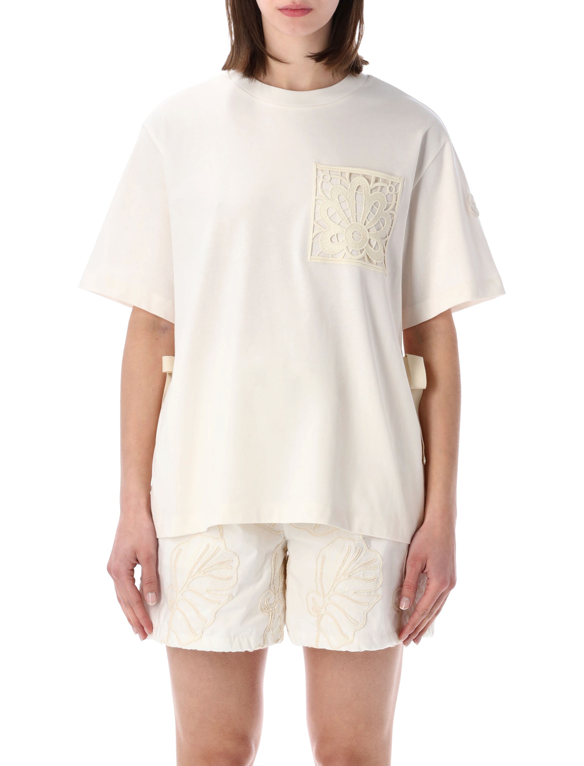Moncler T-shirts and Polos White 8C0004489B8U034 (Moncler / Tシャツ・カットソー ) | Moncler (モンクレール)