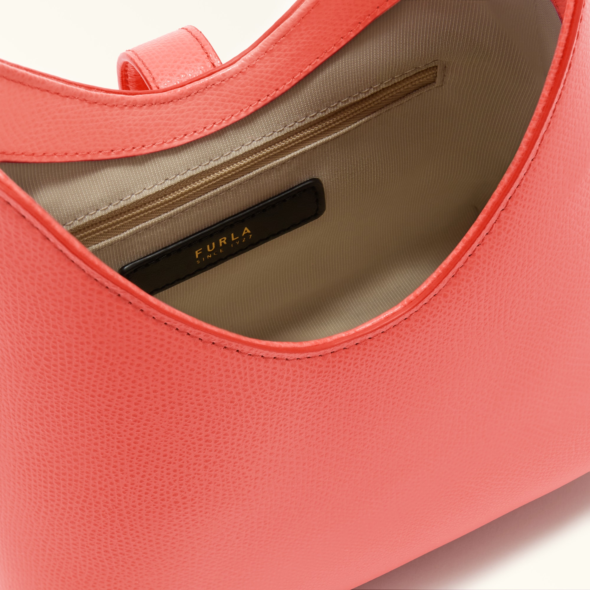 Furla Bags.. WE00876ARE0004477S (FURLA / ハンドバッグ・ショルダーバッグ ) | FURLA (フルラ)(3)