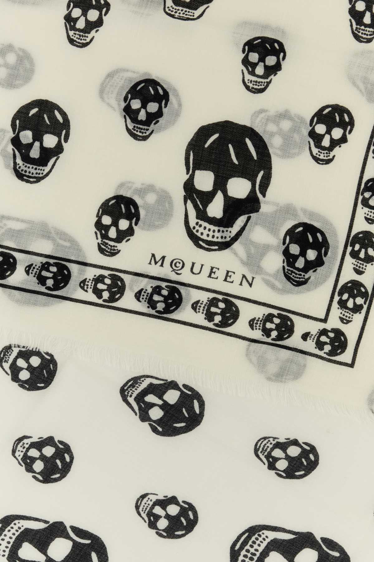 Printed chiffon foulard 8078893222Q9260 (Alexander McQUEEN / スカーフ・マフラー ) | Alexander McQUEEN (アレキサンダー・マックイーン)(1)